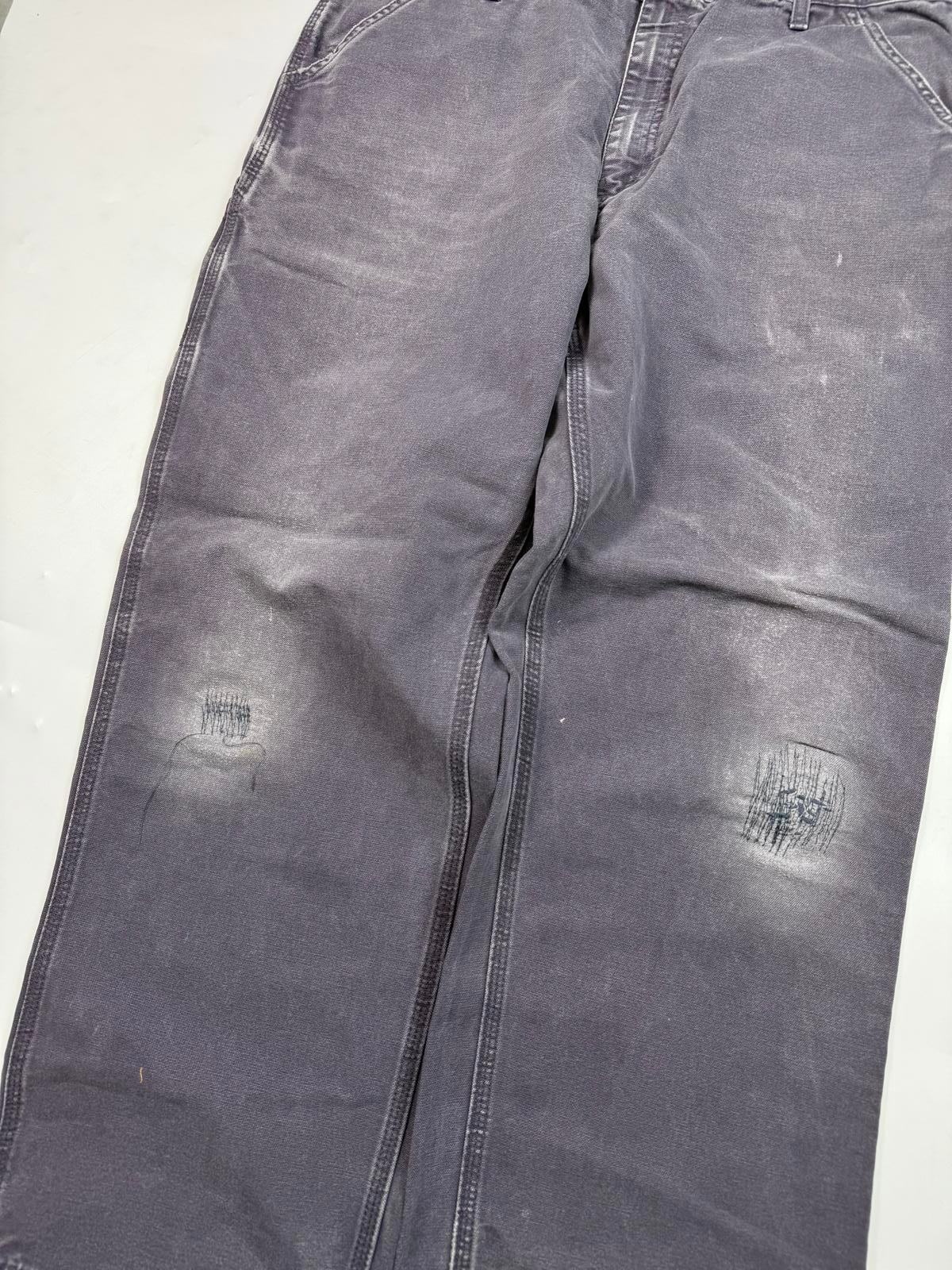 Vintage Carhartt baggy carpenter pants (W38)