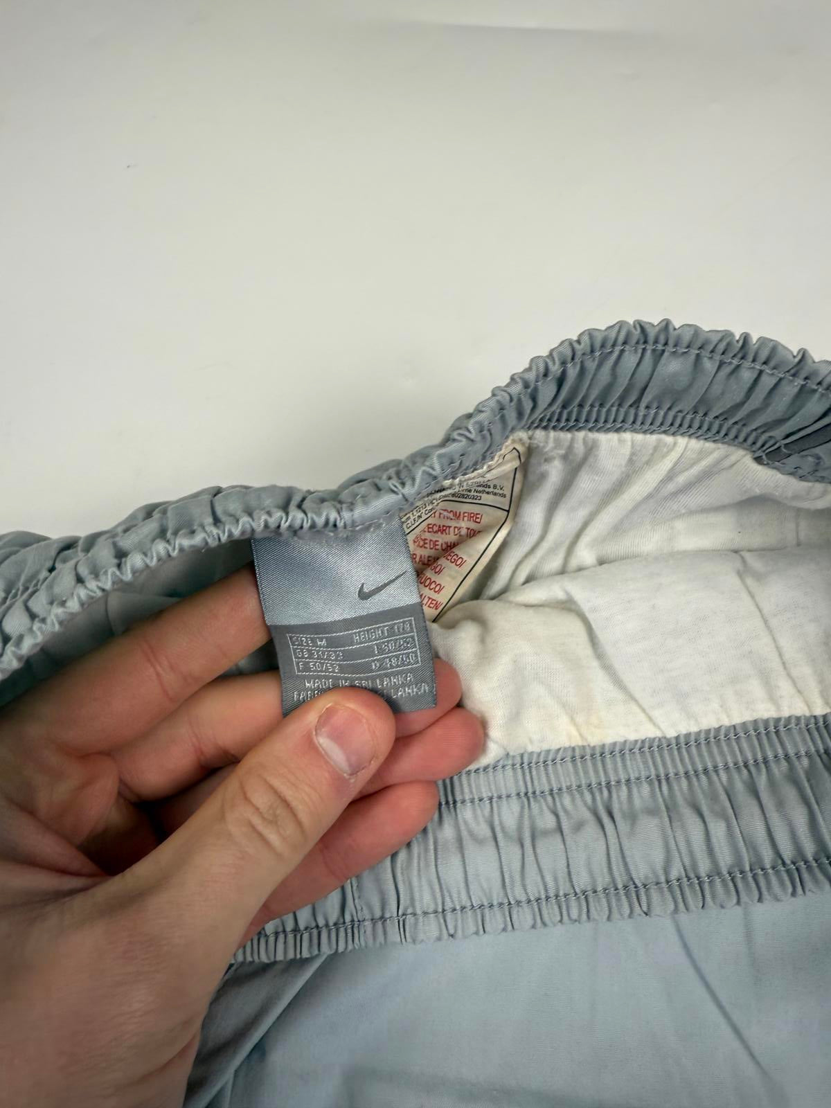 Vintage Nike baggy track pants (M)