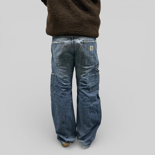 Vintage Carhartt baggy carpenter jeans (W32)