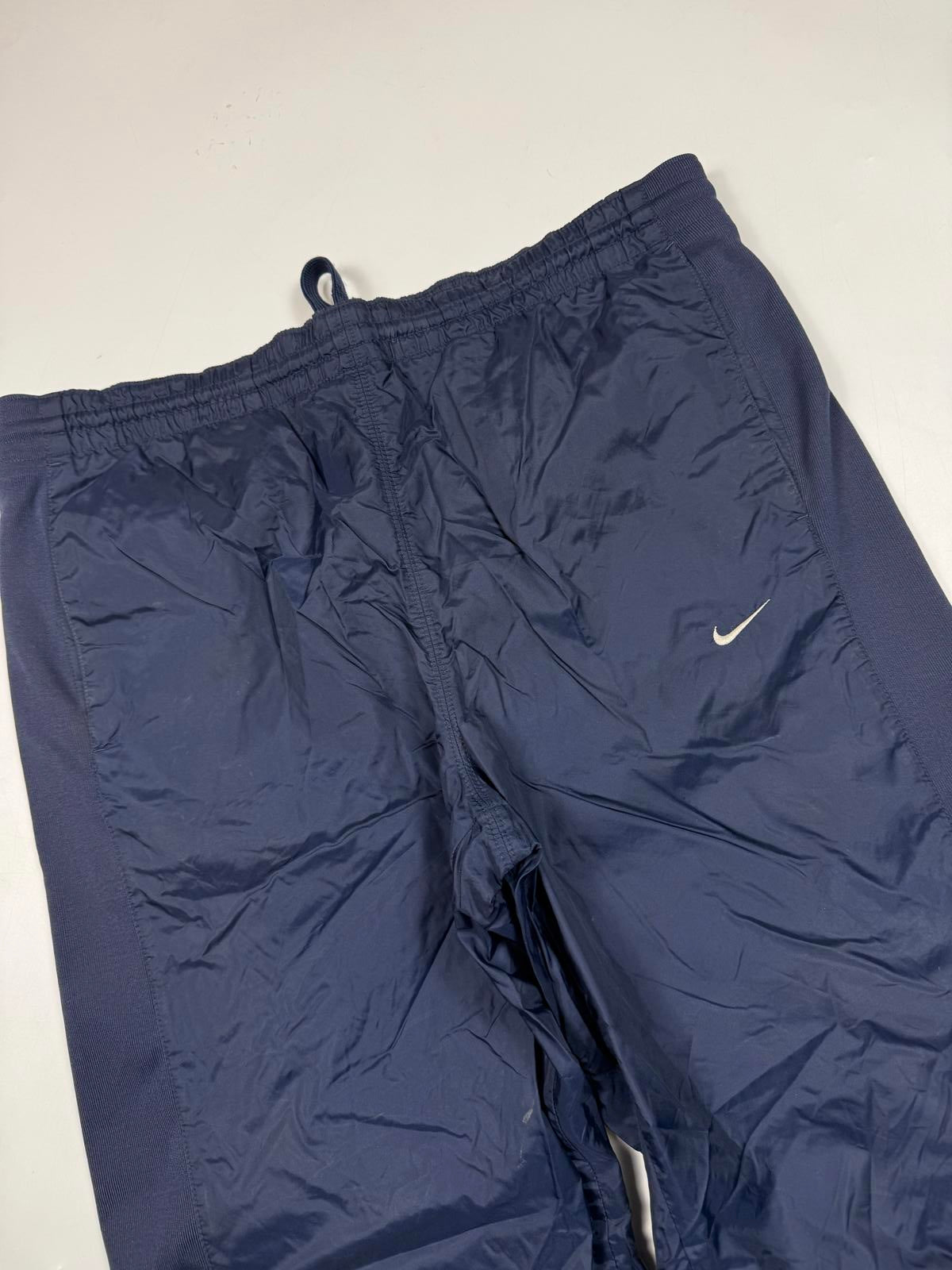 Vintage Nike baggy track pants (L)