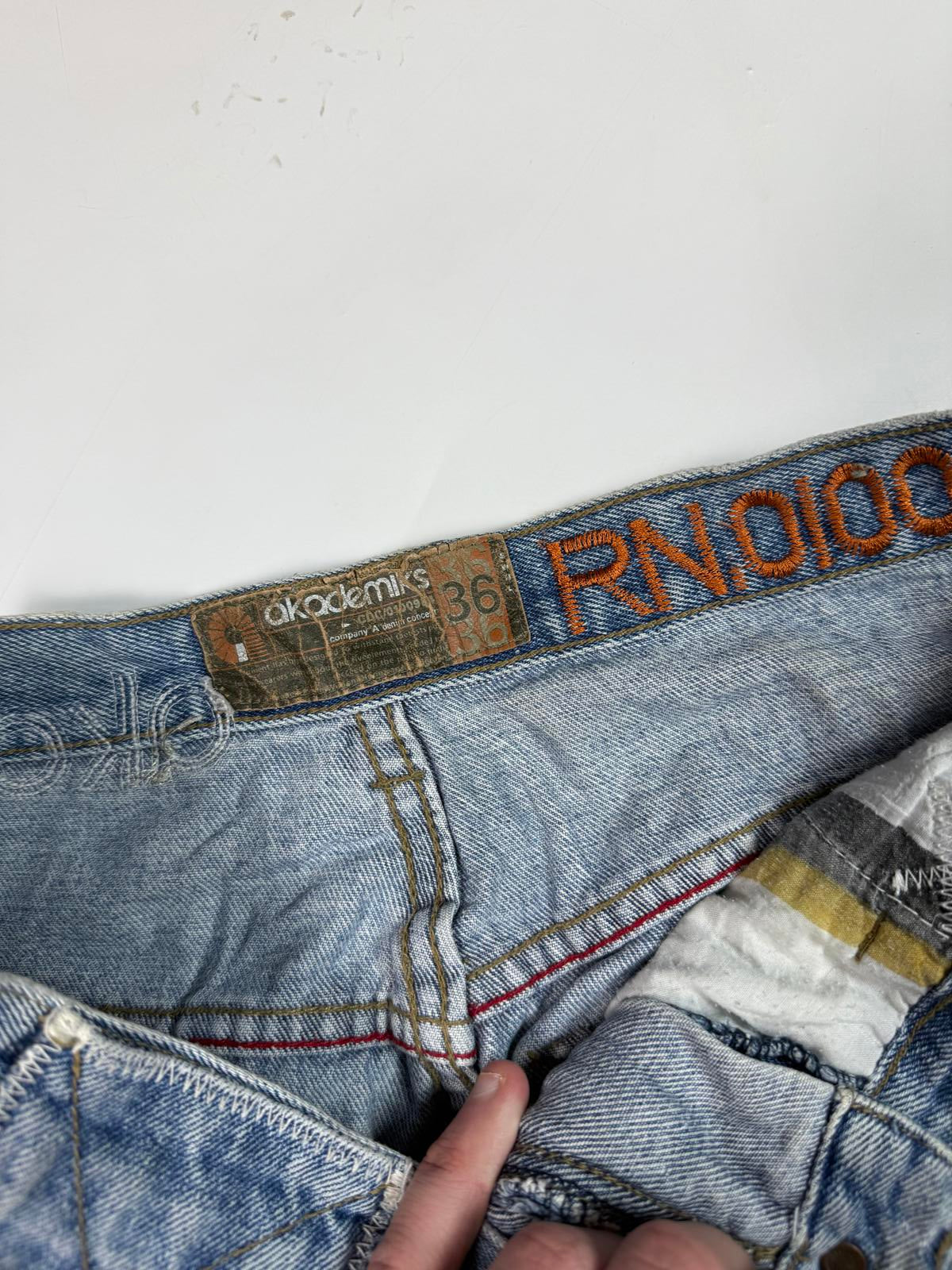 Vintage Akademiks baggy hip hop Jeans (W32)