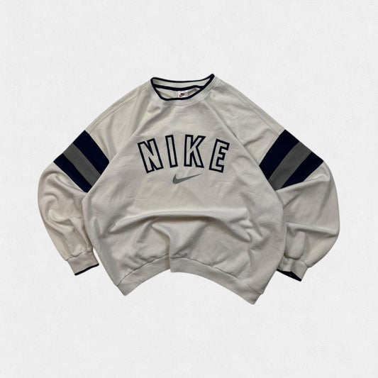 Vintage 90s Nike spell out sweatshirt (XXL)