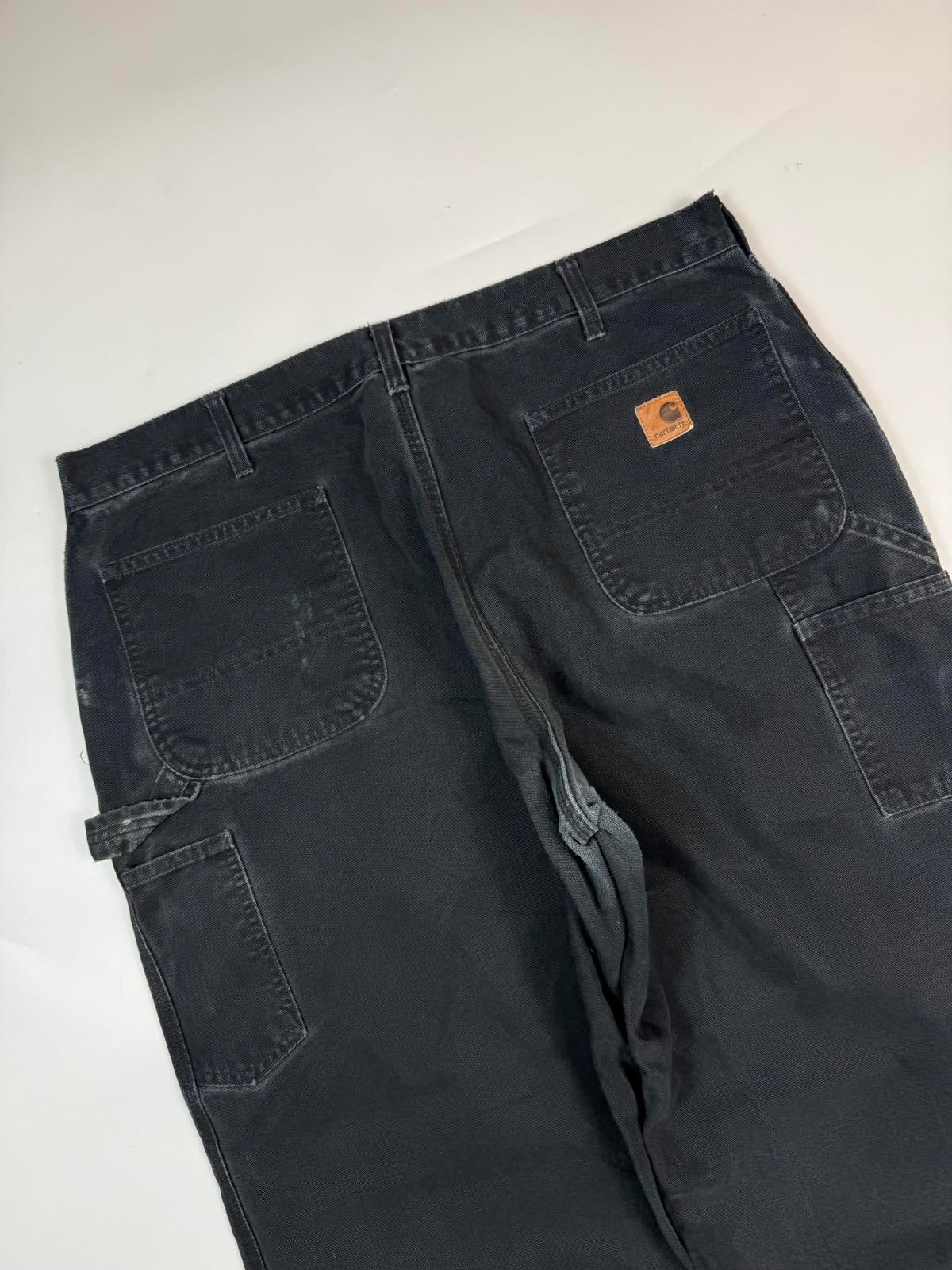 Carhartt baggy carpenter pants (W38)