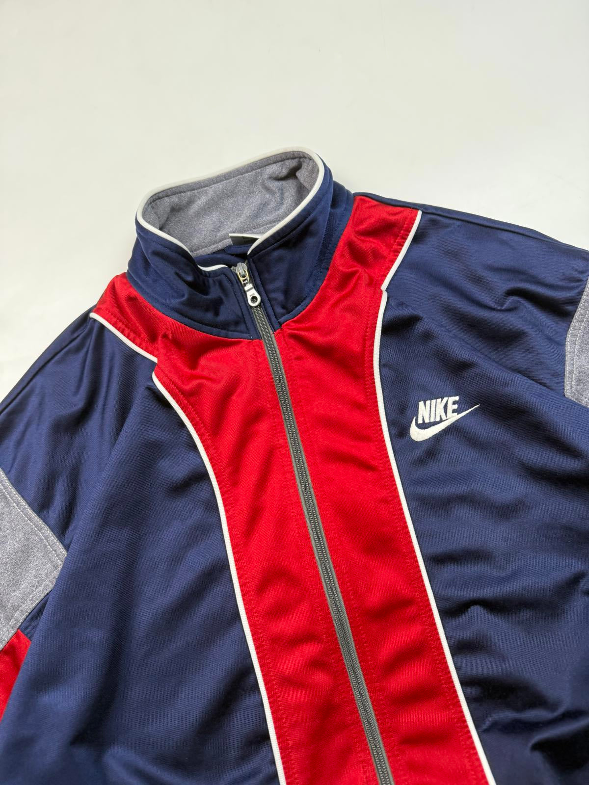 Vintage 90s Nike spell out track jacket (XL)