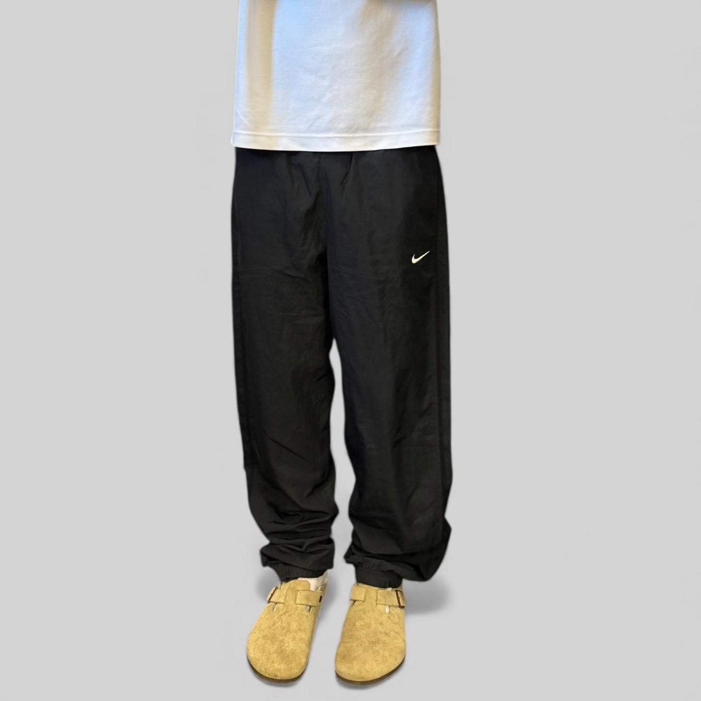 Vintage Nike baggy track pants (L)