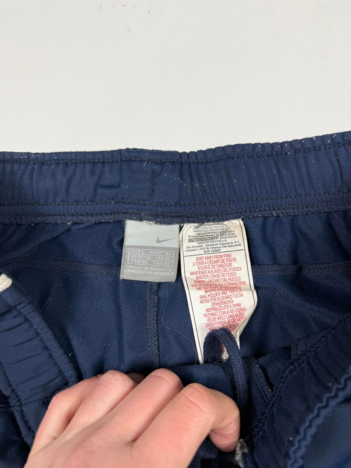 Vintage Nike baggy track pants (L)