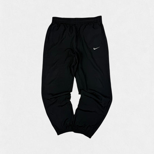 Vintage Nike baggy track pants (L)