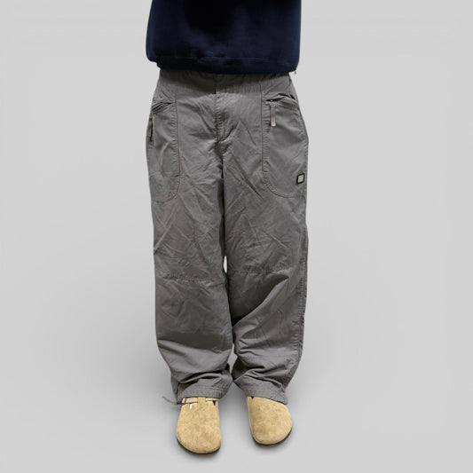 Vintage Nike wide leg baggy track pants (XL)