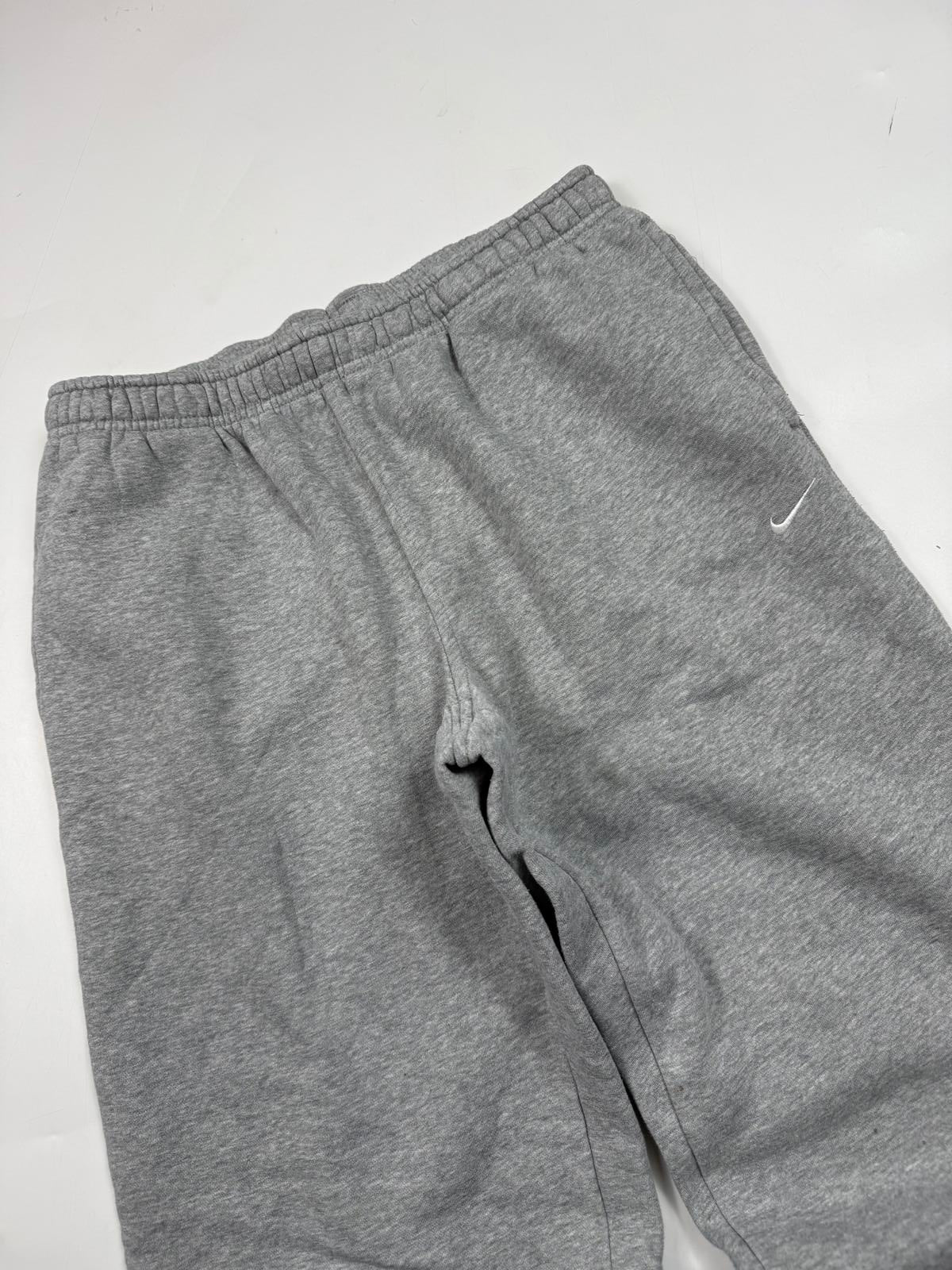 Vintage Nike wide leg baggy joggers (M)