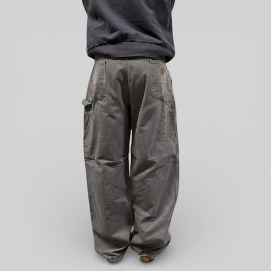 Carhartt baggy fleece lined carpenter pants (W38)