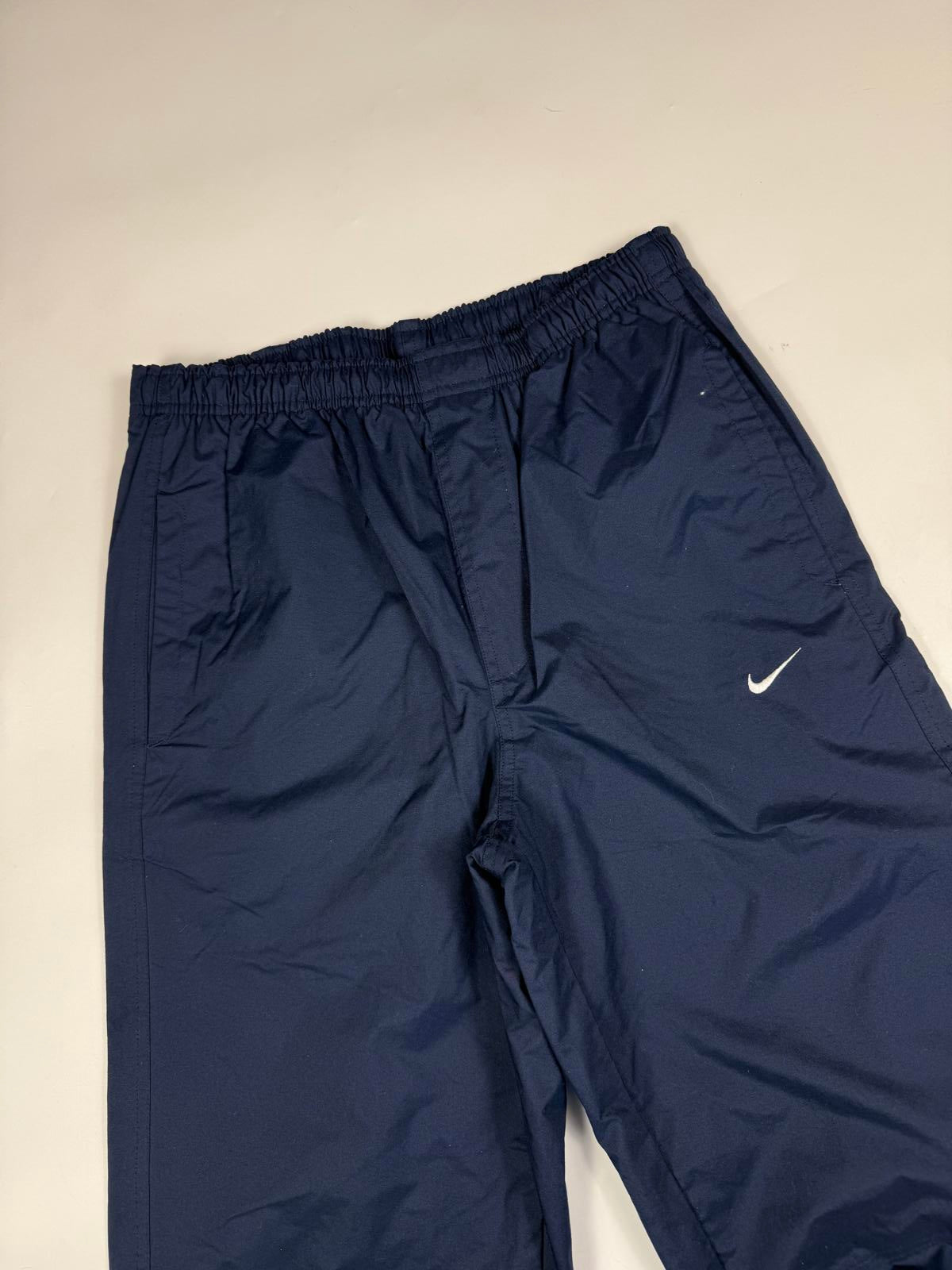 Vintage Nike baggy track pants (M)