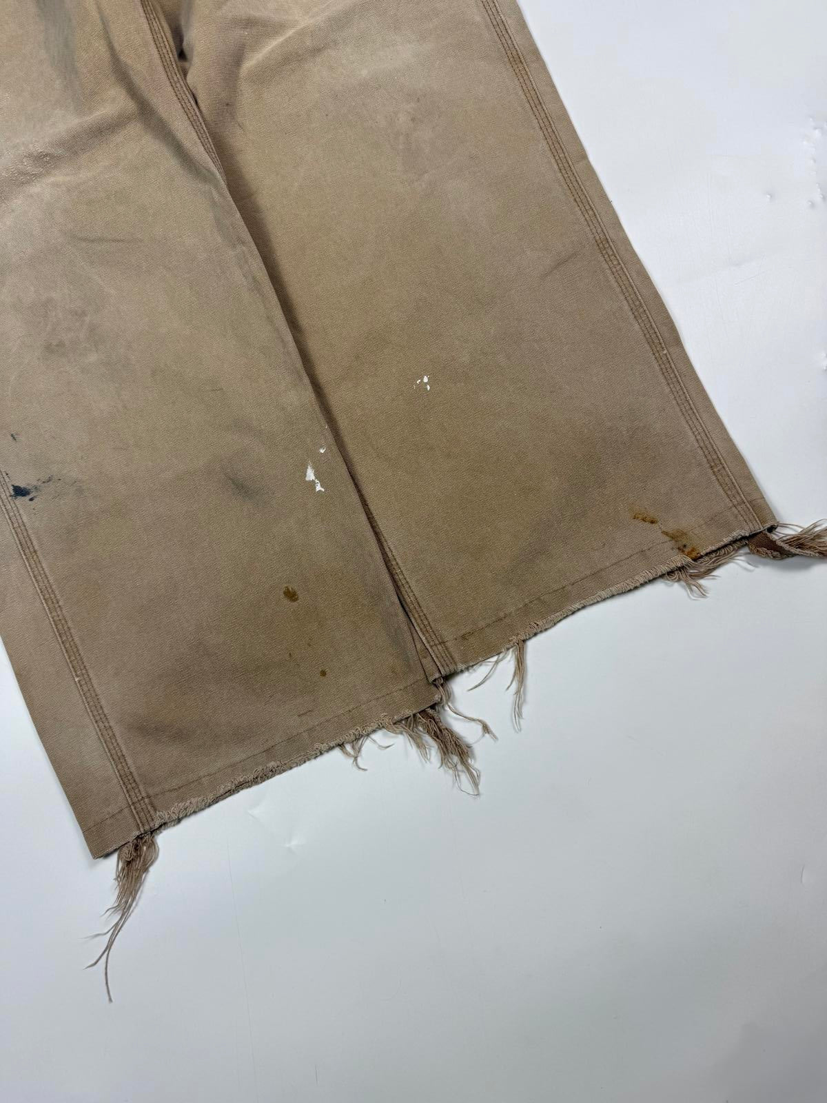 Vintage Carhartt baggy carpenter pants (W36)