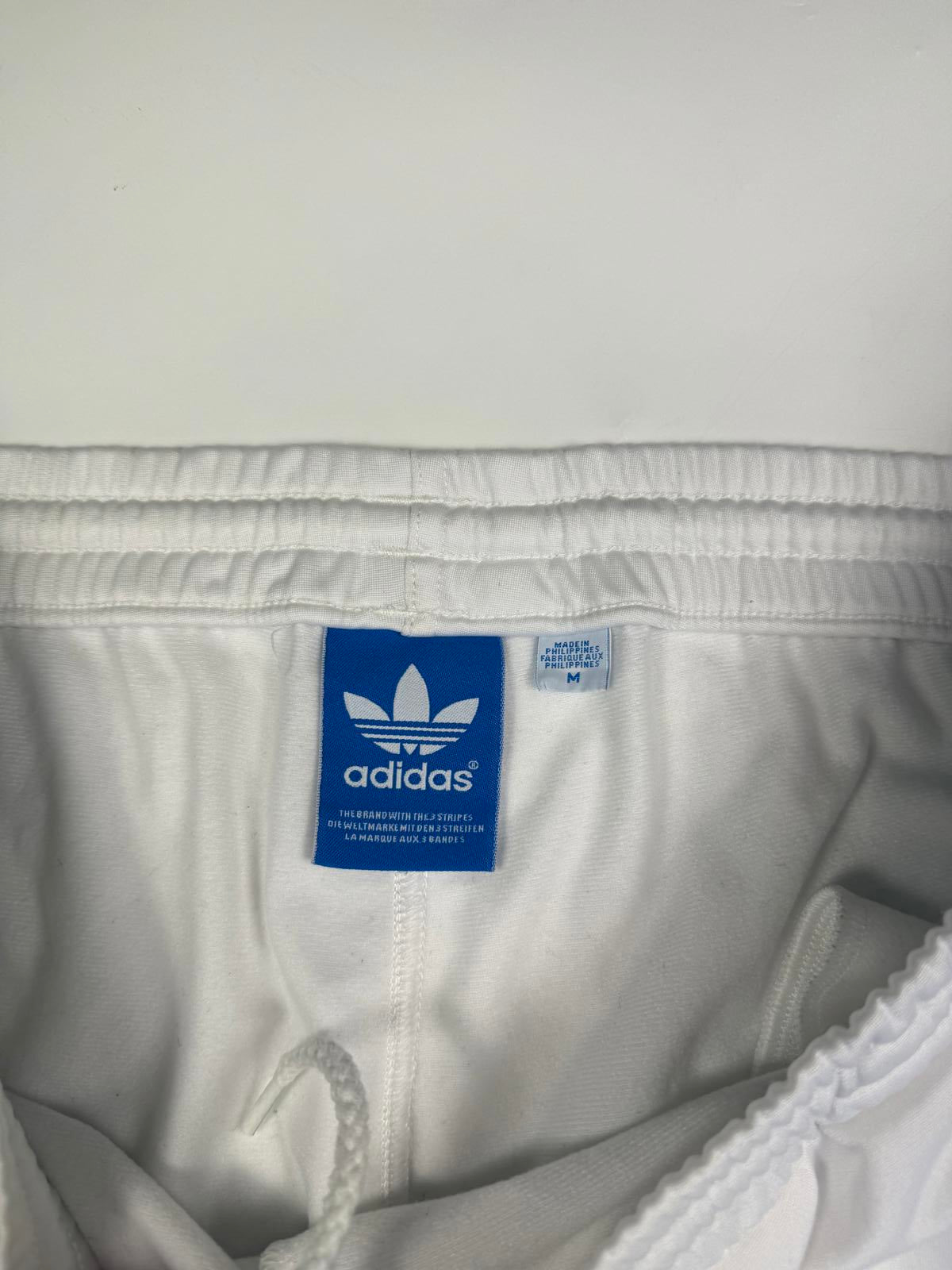 Y2K Adidas originals baggy track pants (M)