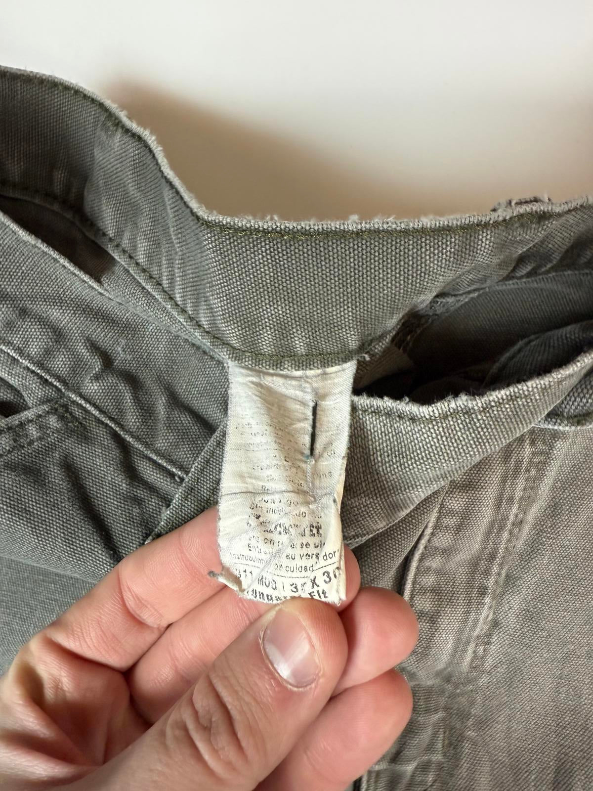 Carhartt baggy carpenter pants (W36)