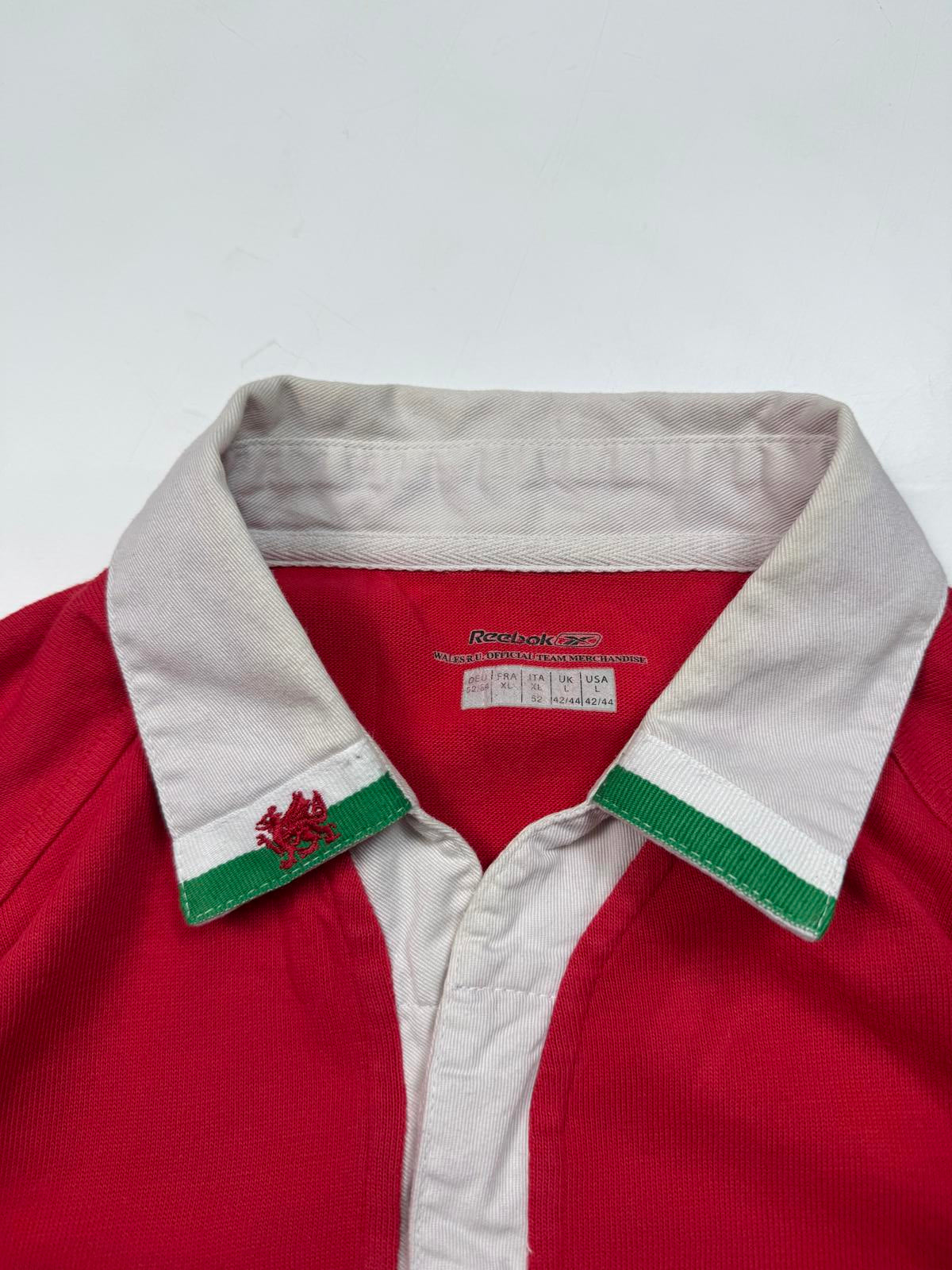 Vintage Wales 2005/06 Reebok rugby union shirt (L)