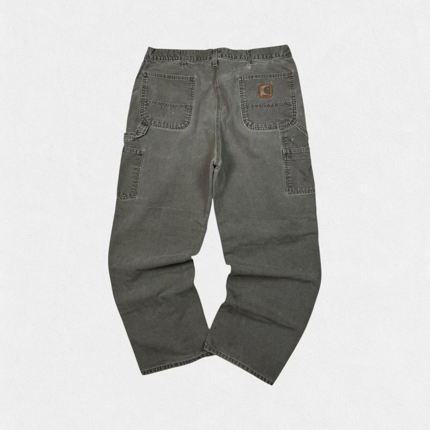 Carhartt baggy carpenter pants (W36)