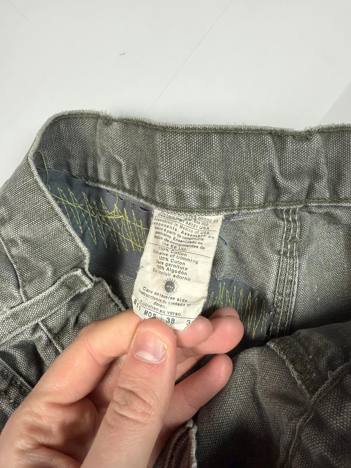 Carhartt baggy carpenter pants (W36)