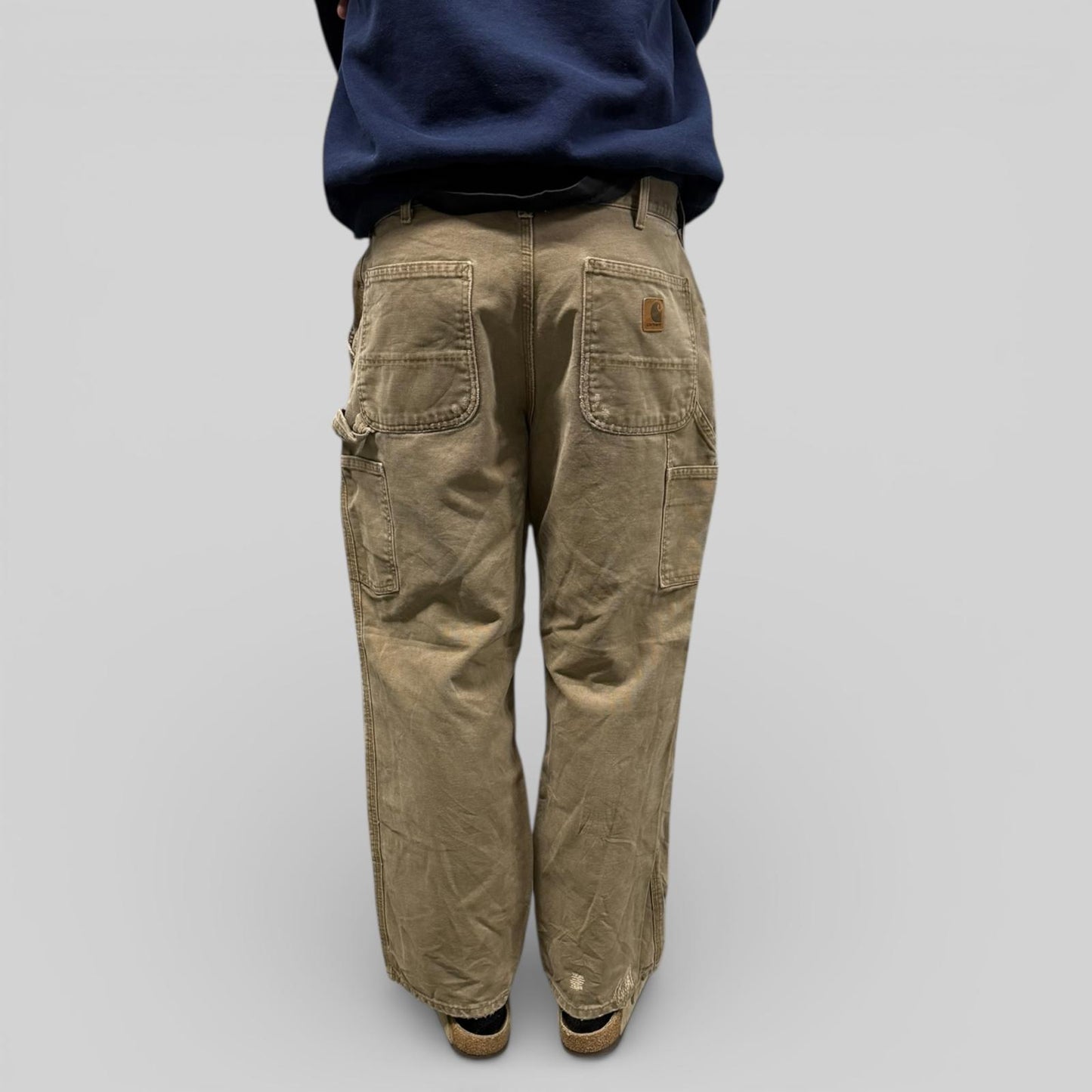 Carhartt baggy carpenter pants (W34)