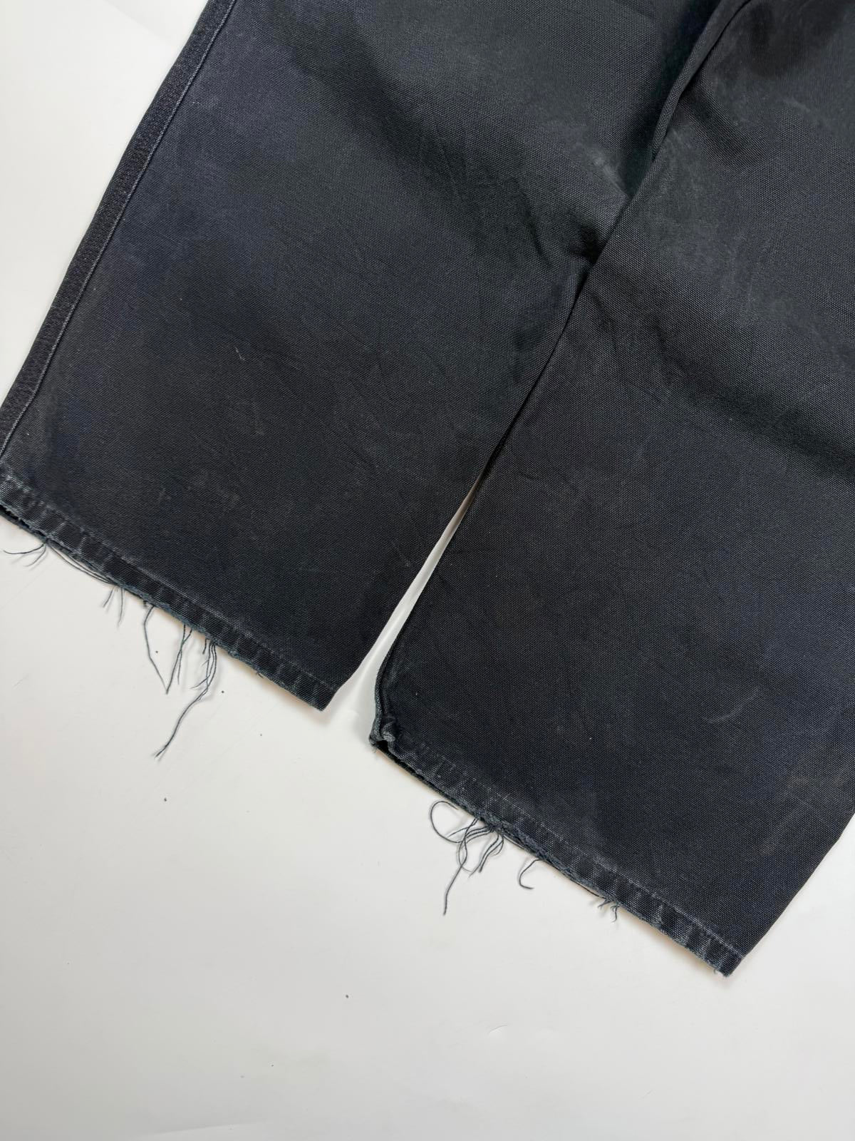 Carhartt baggy carpenter pants (W38)