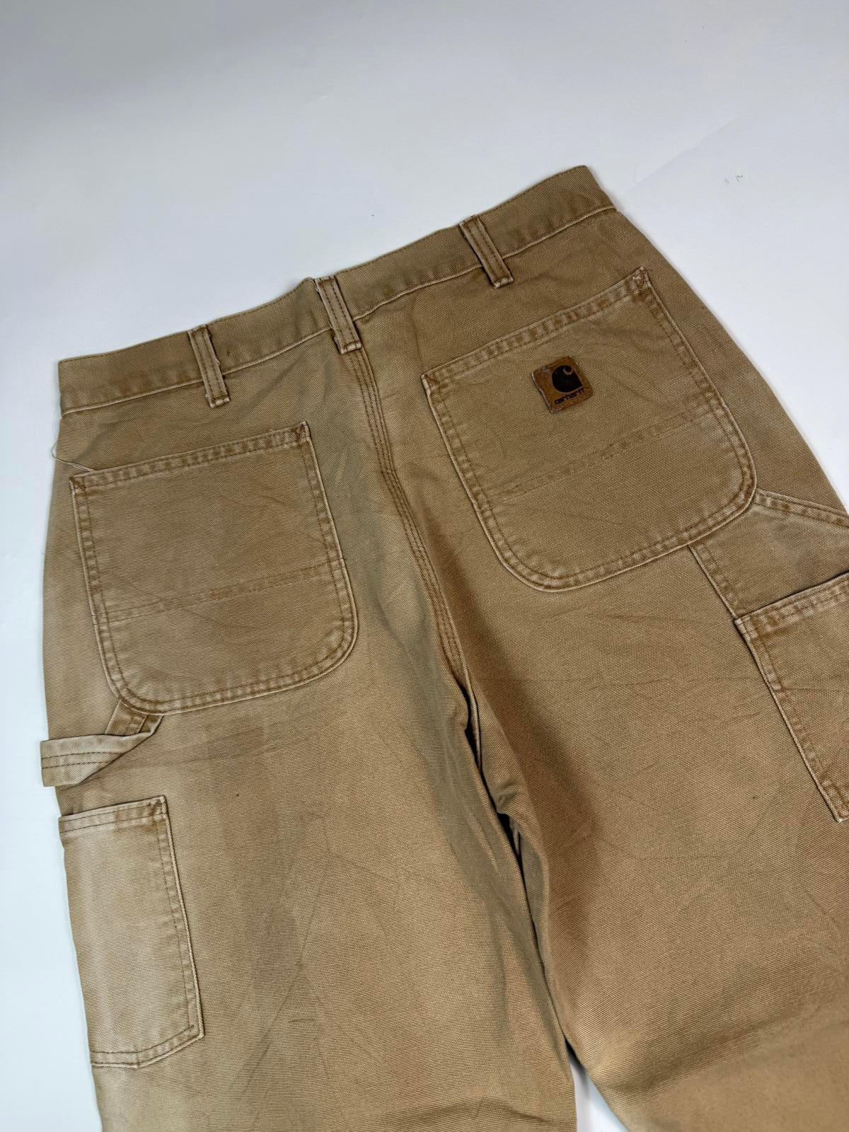Vintage Carhartt baggy carpenter pants (W32)