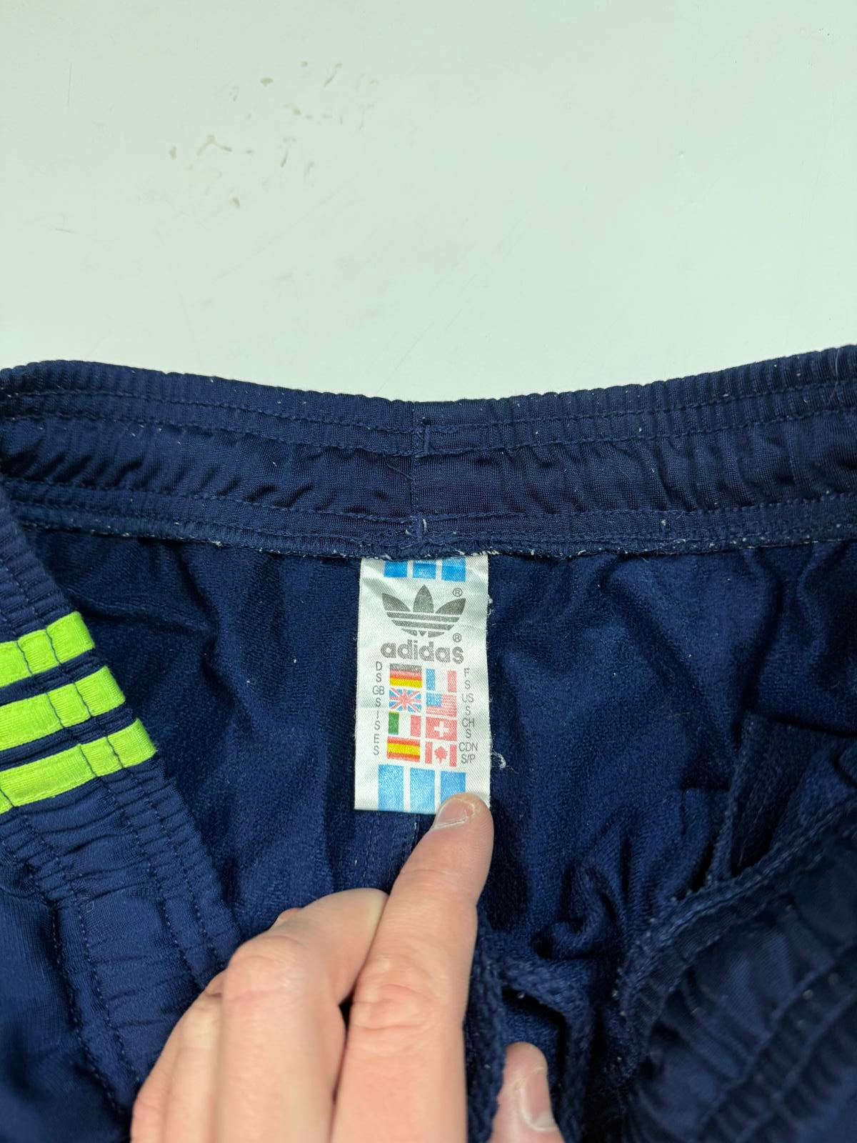 Vintage 90s adidas originals baggy track pants (S)