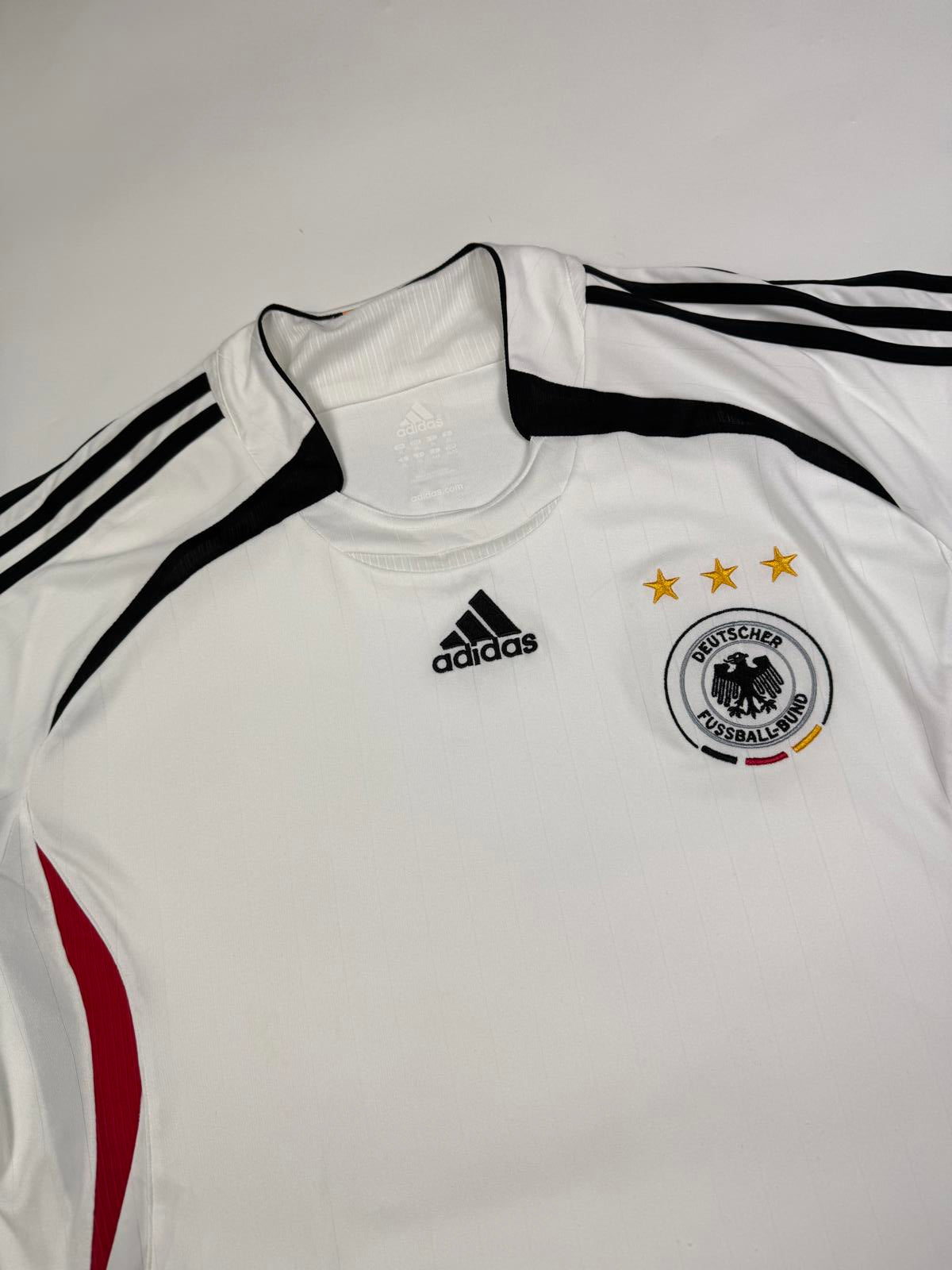 Vintage Germany 2005-07 Adidas football shirt (XL)