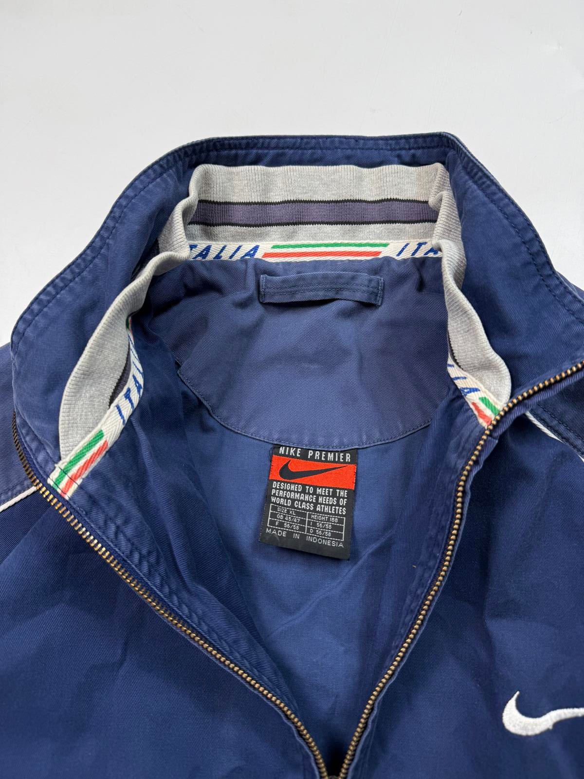 Vintage Italy 1996/97 Nike premier football track jacket (XL)