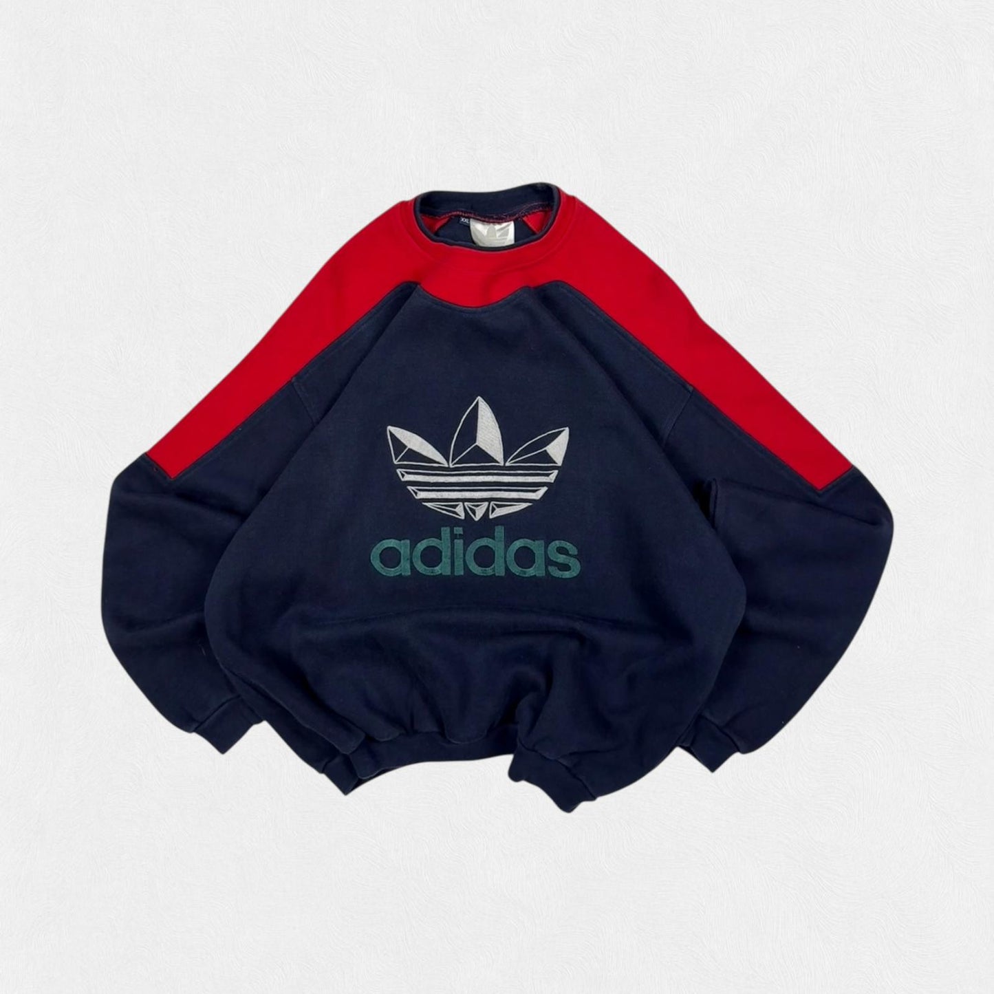 Vintage 90s Adidas Originals centre logo sweatshirt (L)