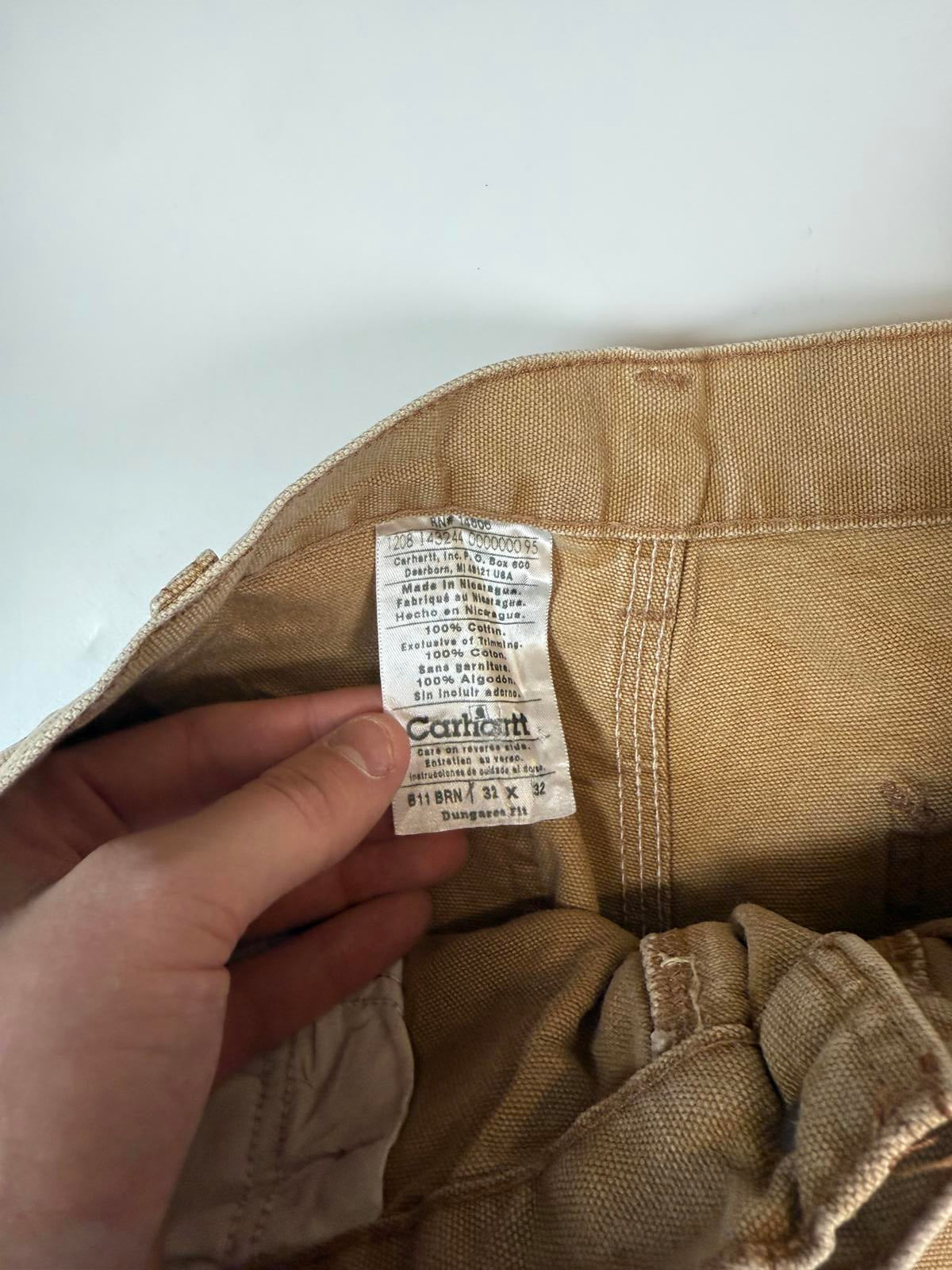 Vintage Carhartt baggy carpenter pants (W32)