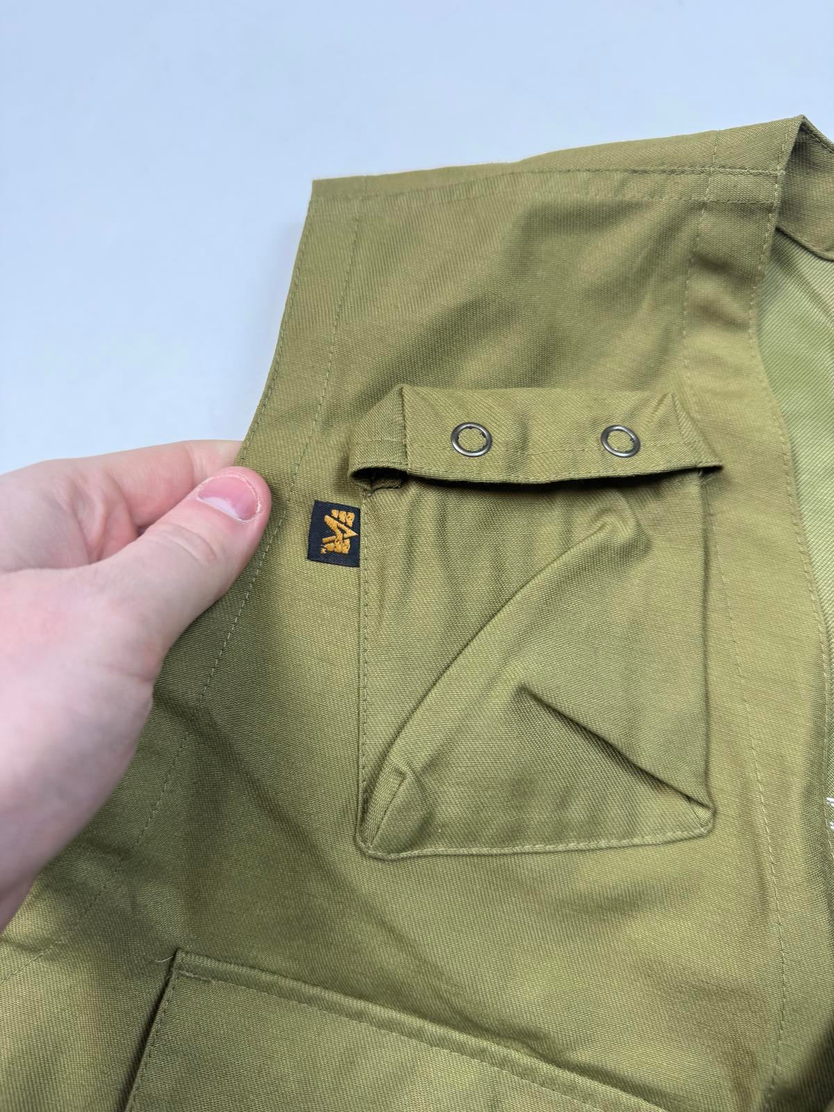 Vintage 90s BNWT Alpha Industries vest jacket (L)