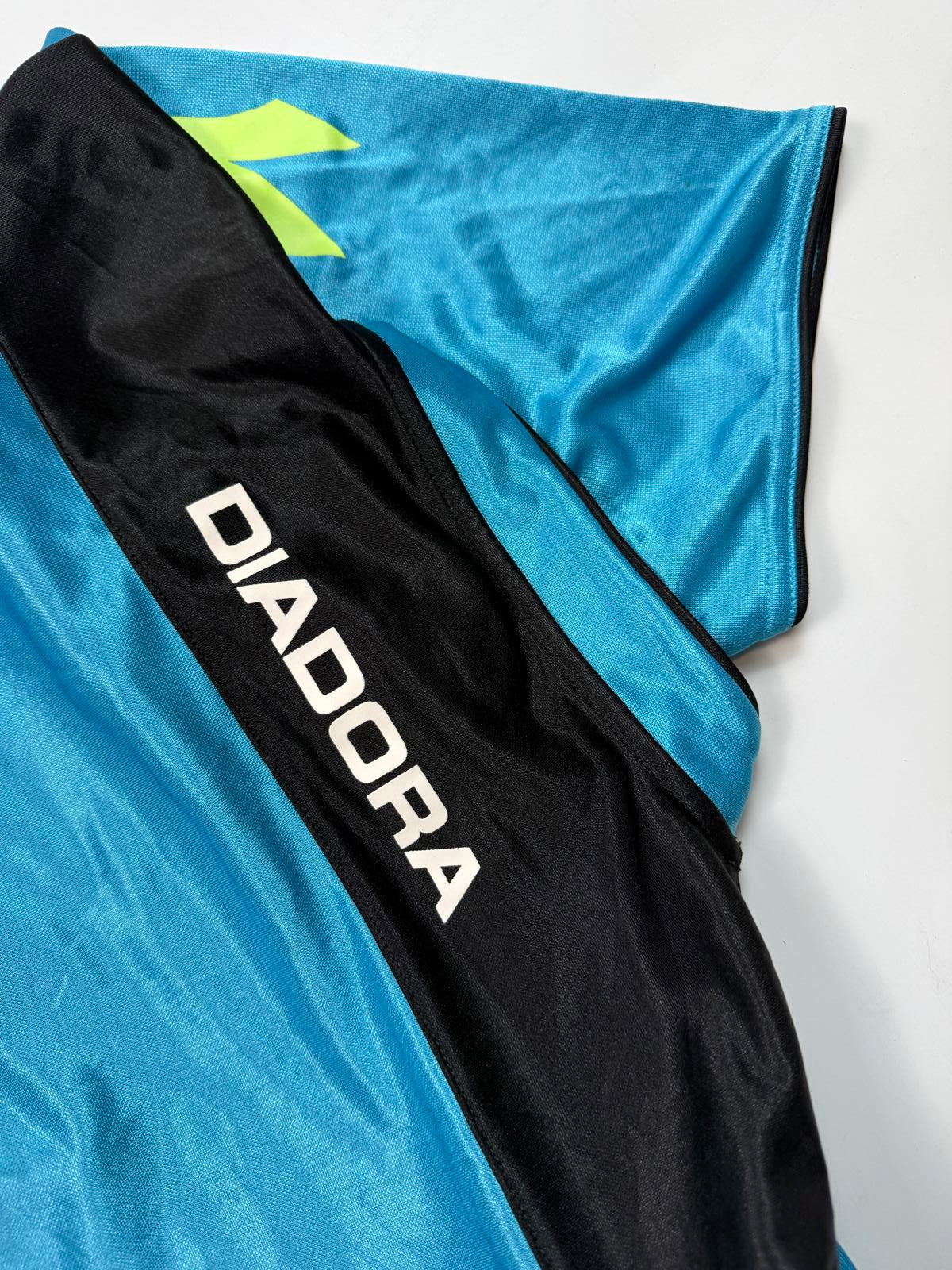 Vintage Italy 2015/16 Diadora referee football shirt (M)