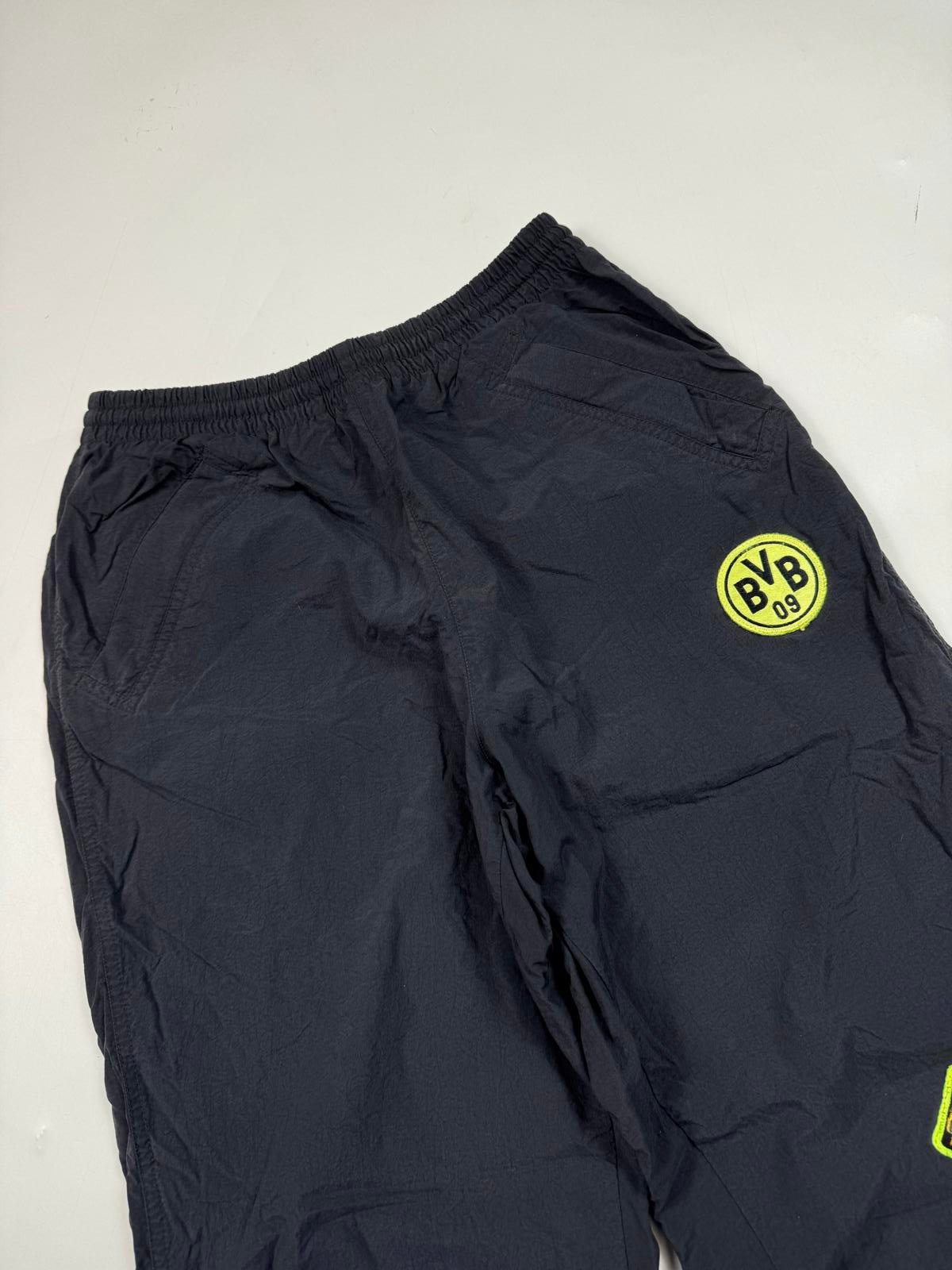 Vintage Borussia Dortmund 1996/97 Nike premier track pants (M)