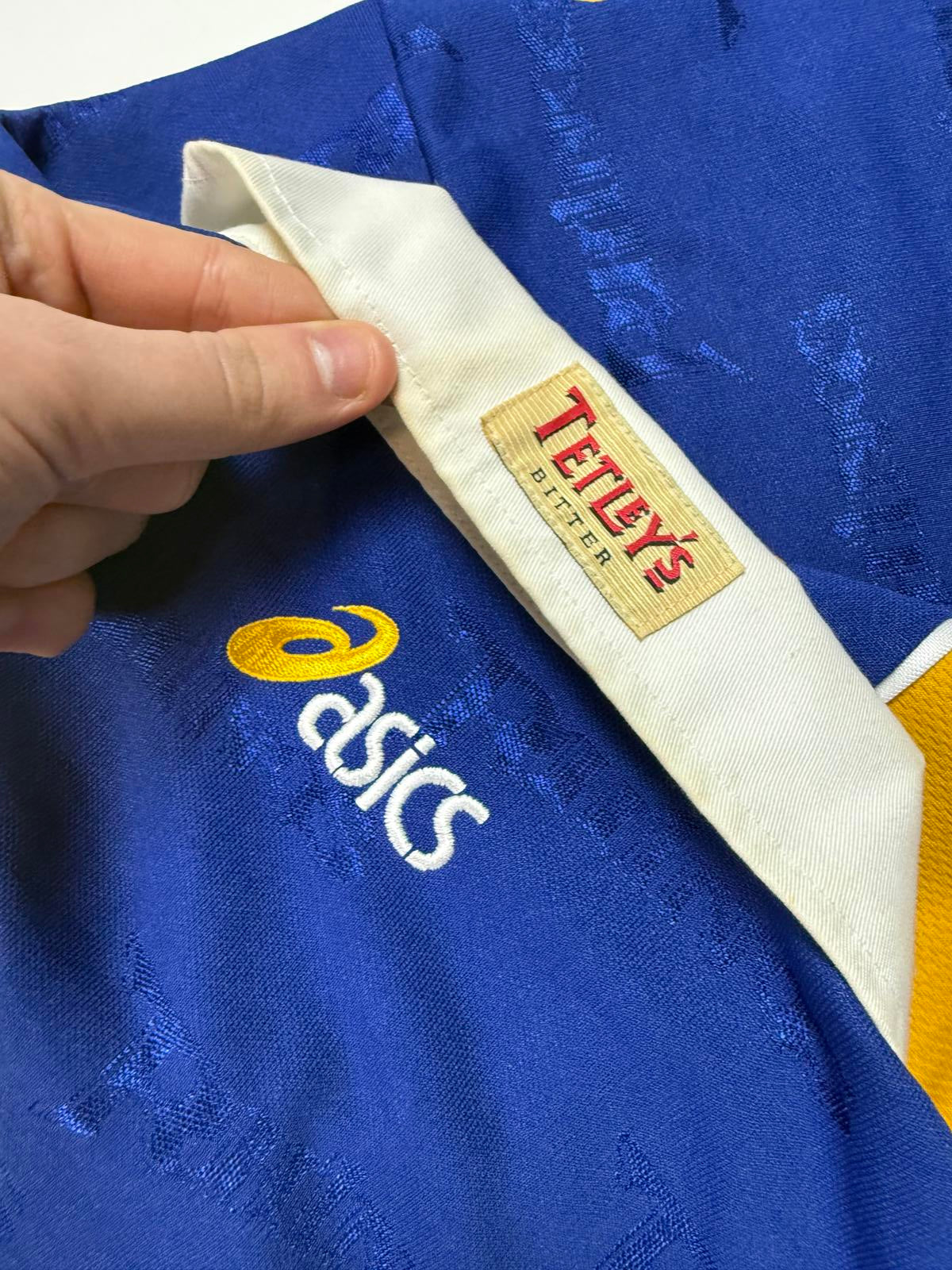 Vintage Leeds Rhinos 2000/01 Asics rugby league shirt (XL)