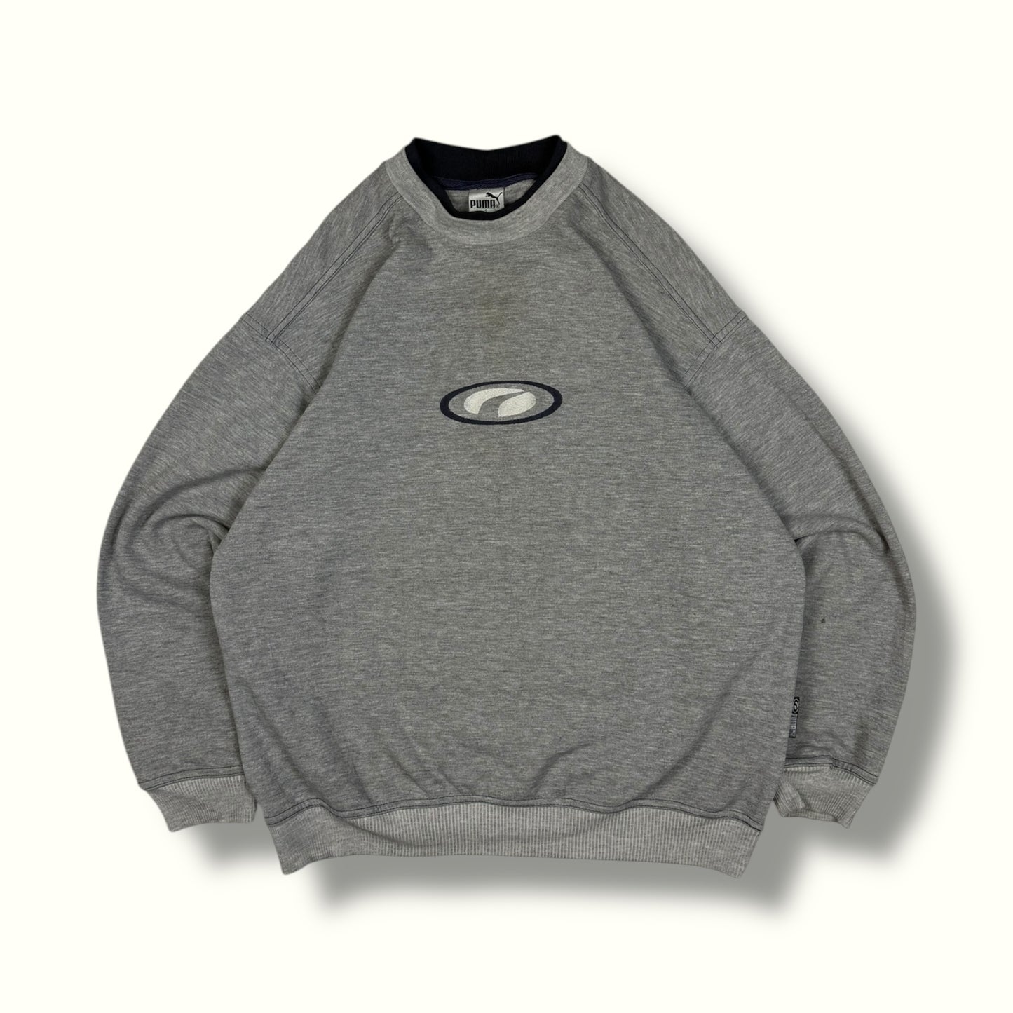 Vintage 1980s puma sweatshirt grey