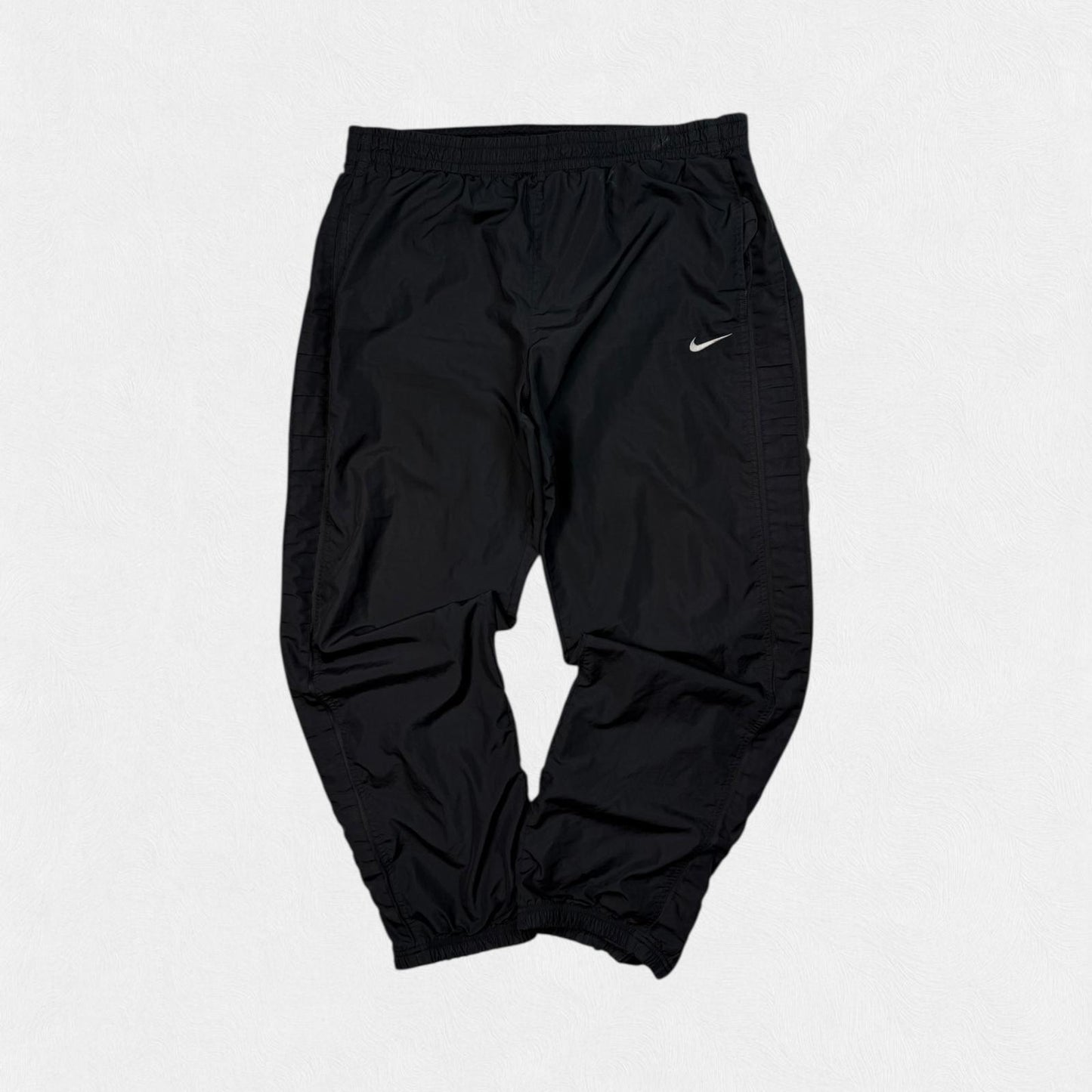 Vintage Nike baggy track pants (XL)