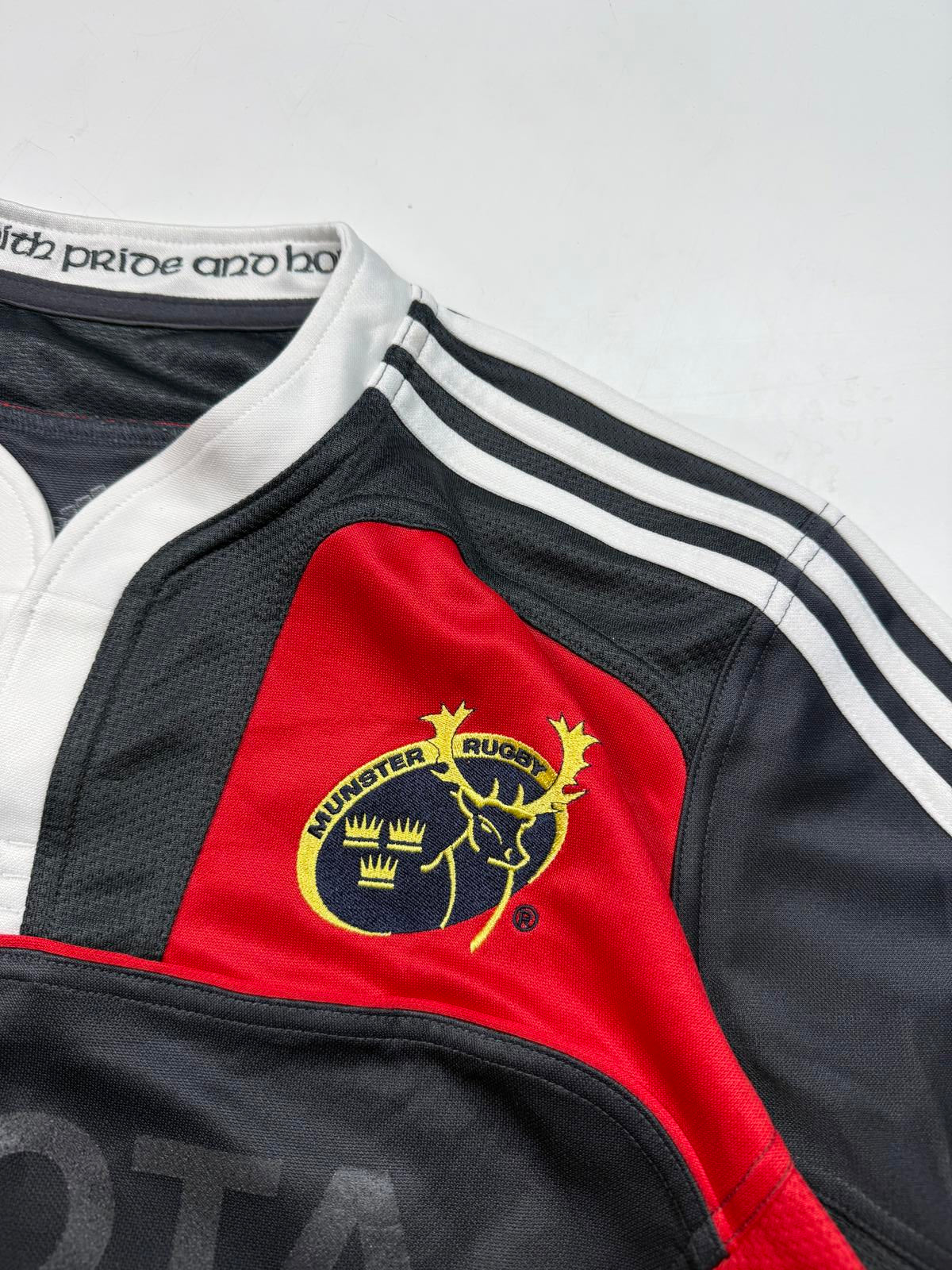 Munster 2010/11 Adidas rugby union shirt (L)