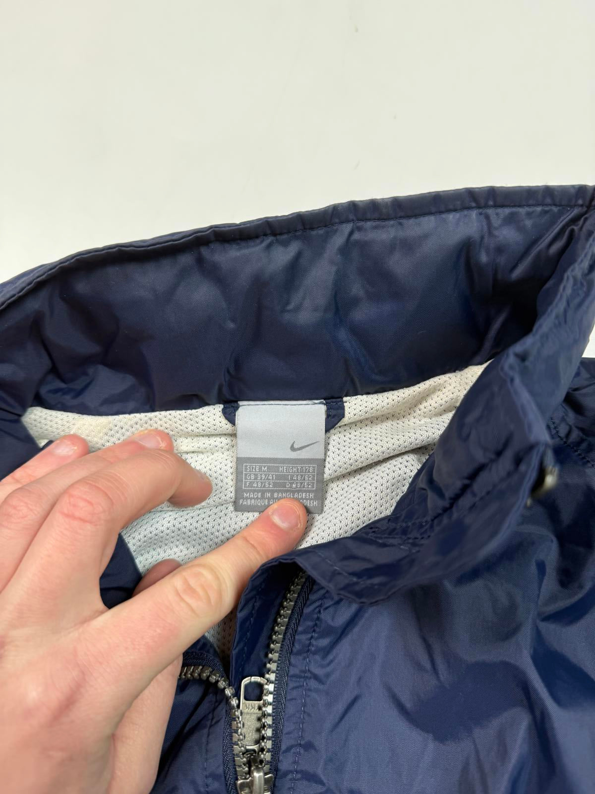 Vintage Nike lightweight rain jacket (M)