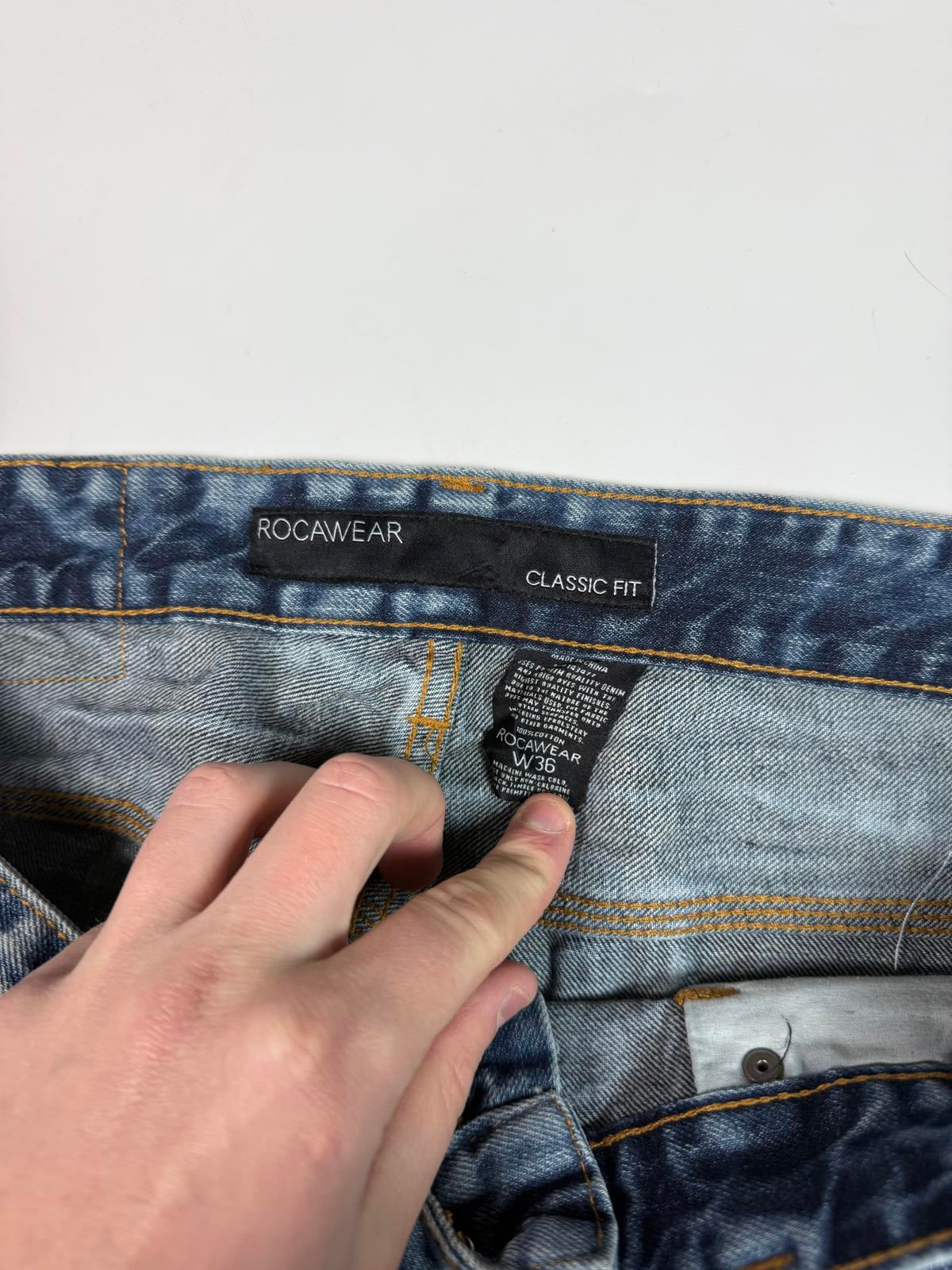 Vintage Rocawear baggy acid wash jeans (W36)