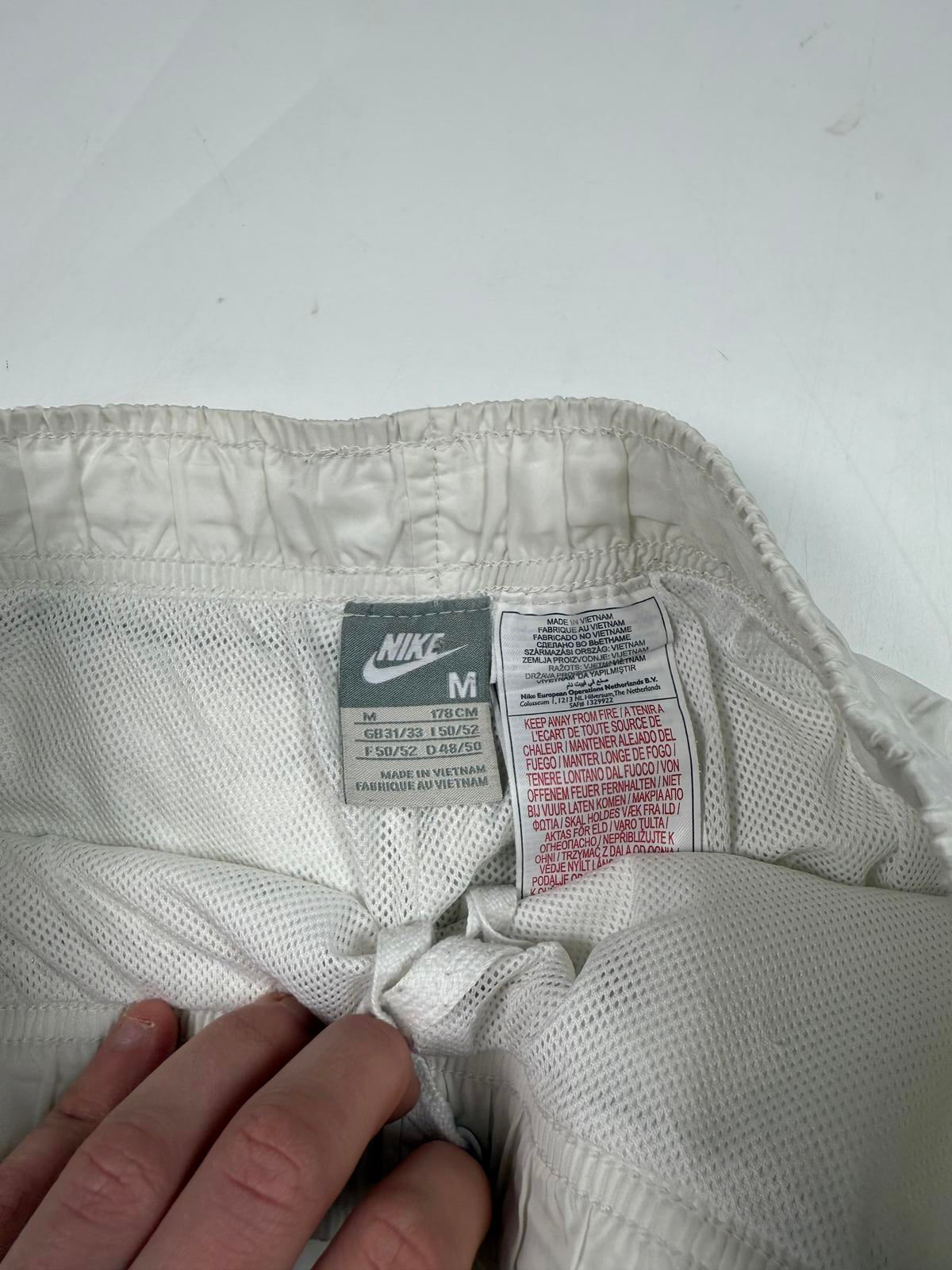 Vintage Y2K Nike baggy track pants (M)