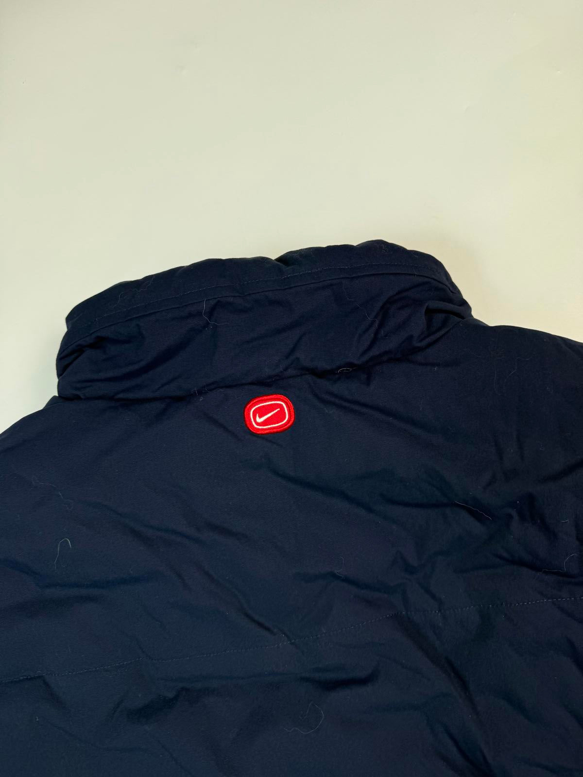 Vintage Nike spell out gilet puffer jacket (XXL)