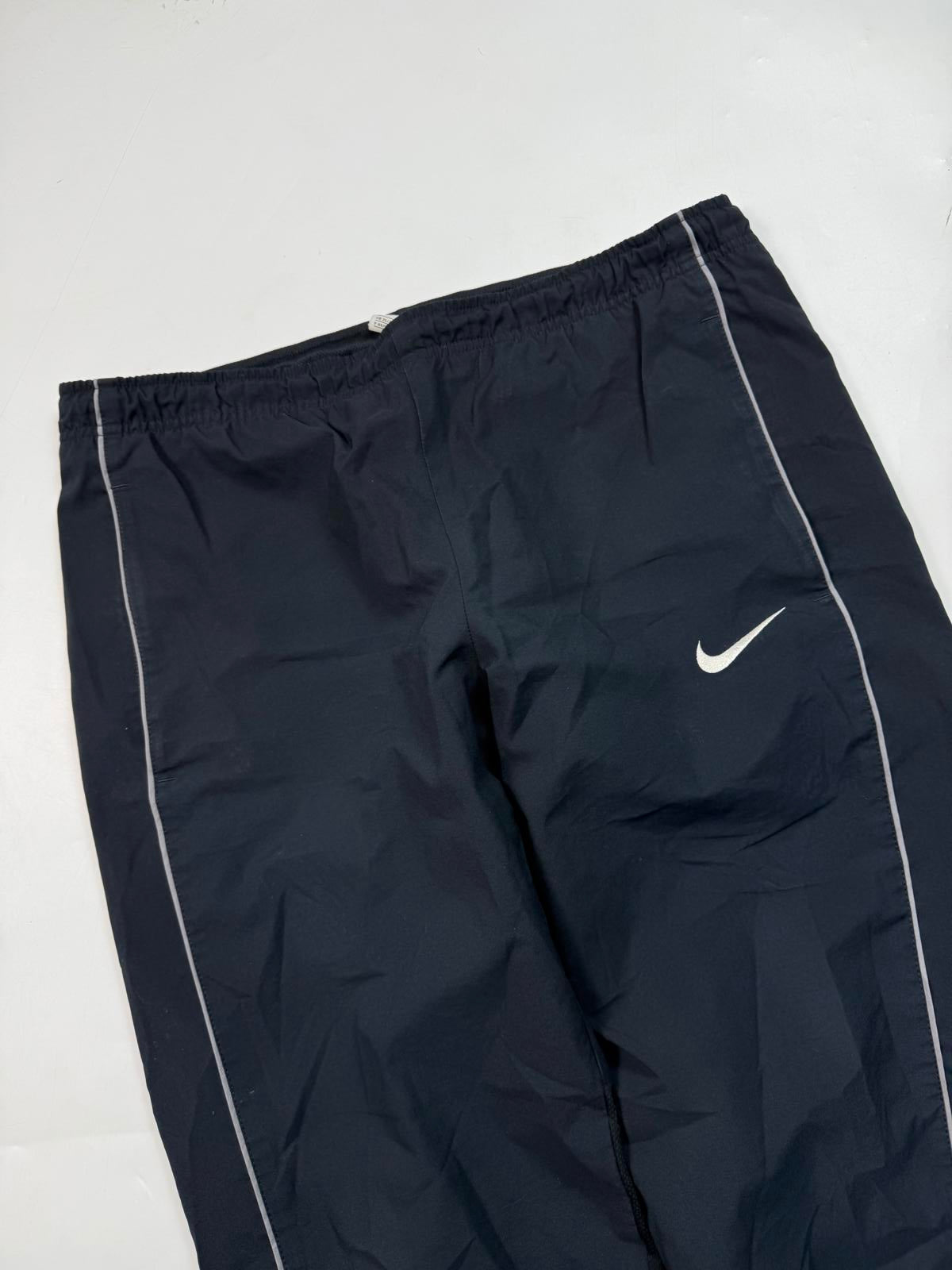 Vintage Nike side stripe baggy track pants (S)