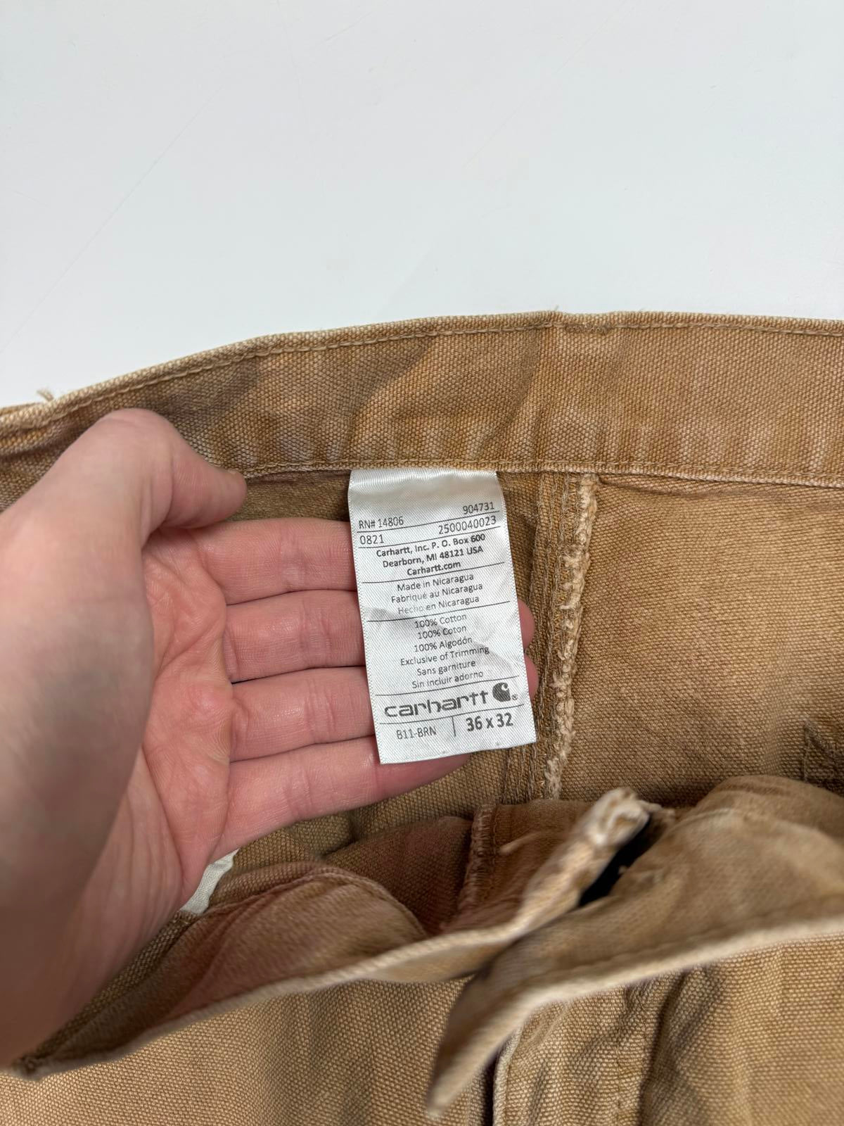 Carhartt baggy carpenter pants (W36)