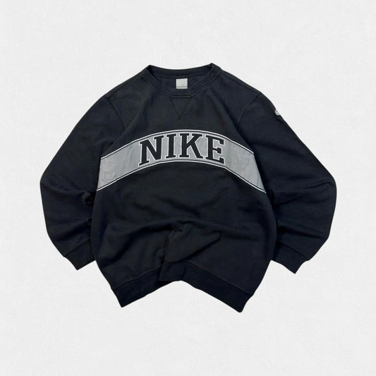 Vintage Nike spell out sweatshirt (M)