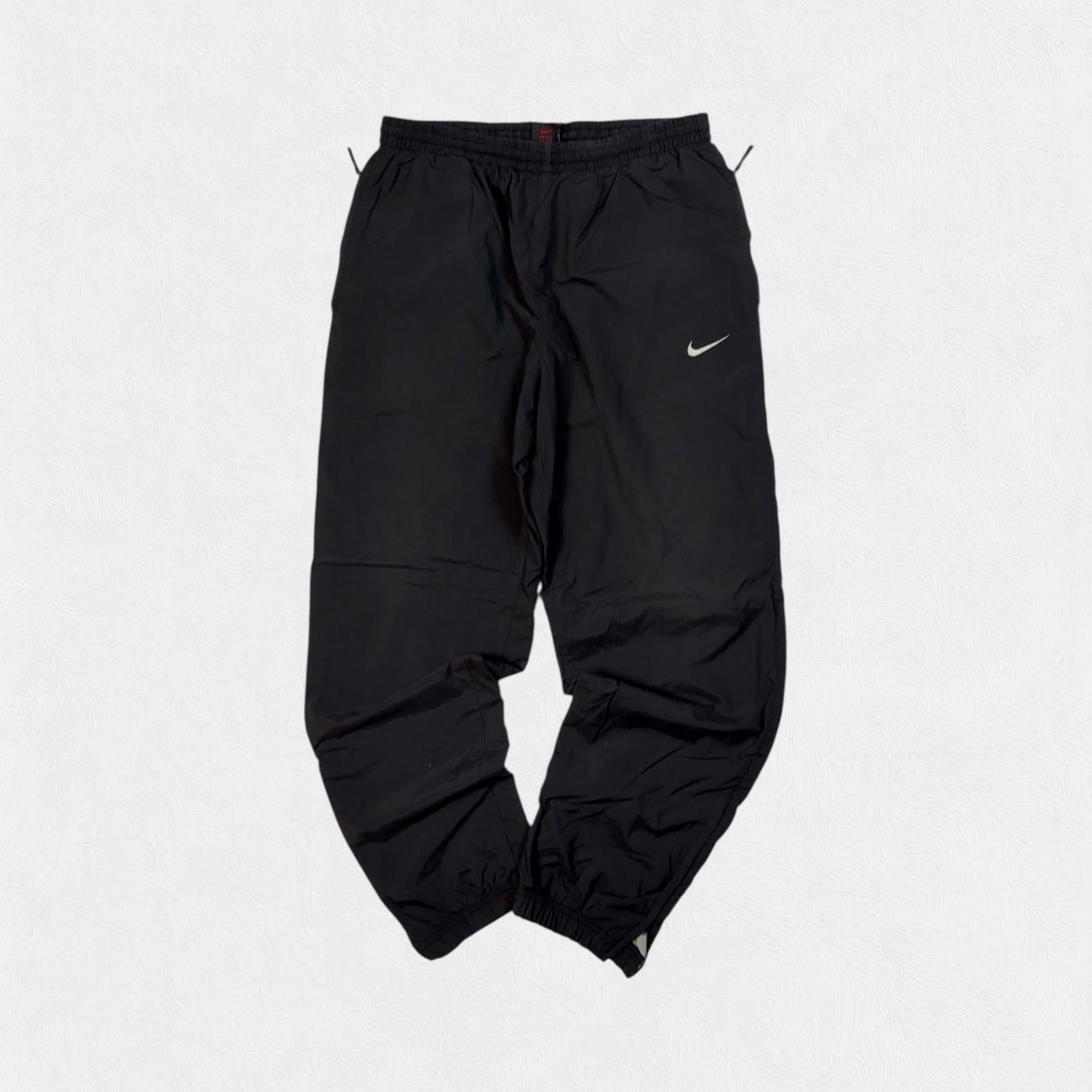 Vintage 90s Nike baggy track pants (M)