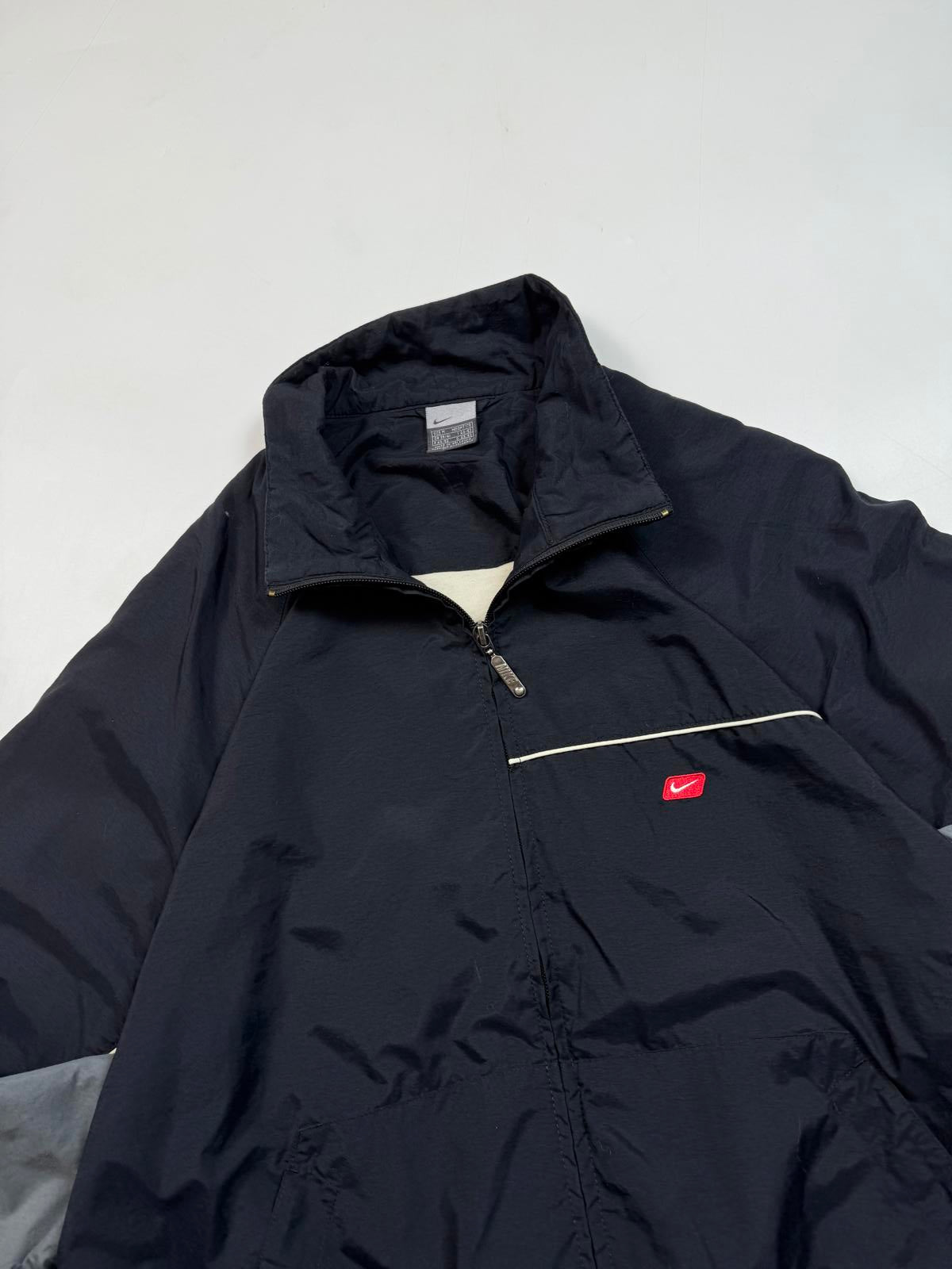 Vintage Y2K Nike track jacket (M)