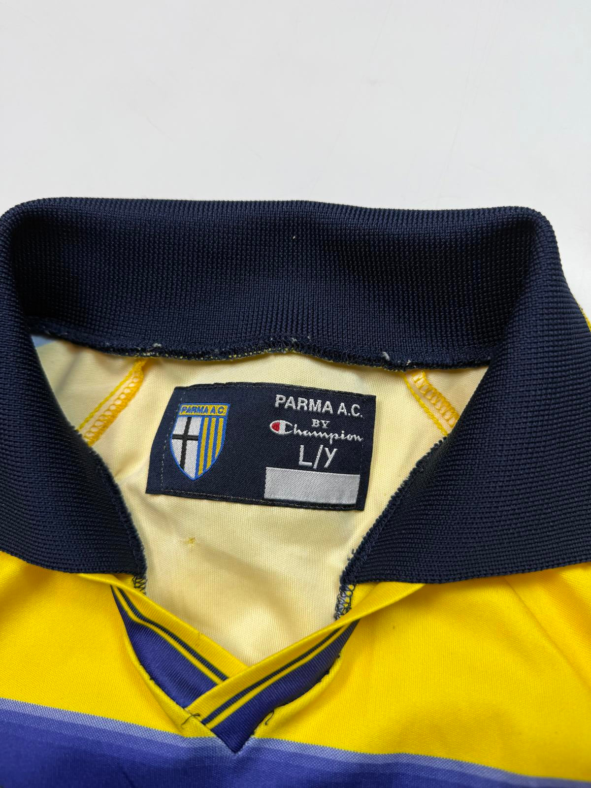 Vintage Parma 1999/00 Champion home football shirt (YL)