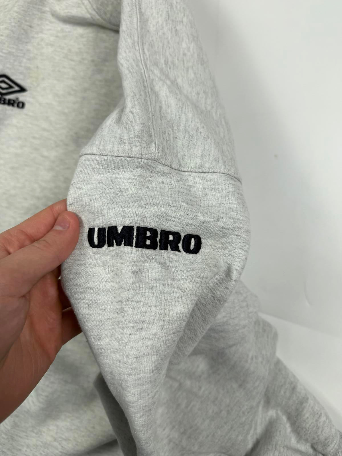 Vintage 90s Umbro small logo sweatshirt (XL)