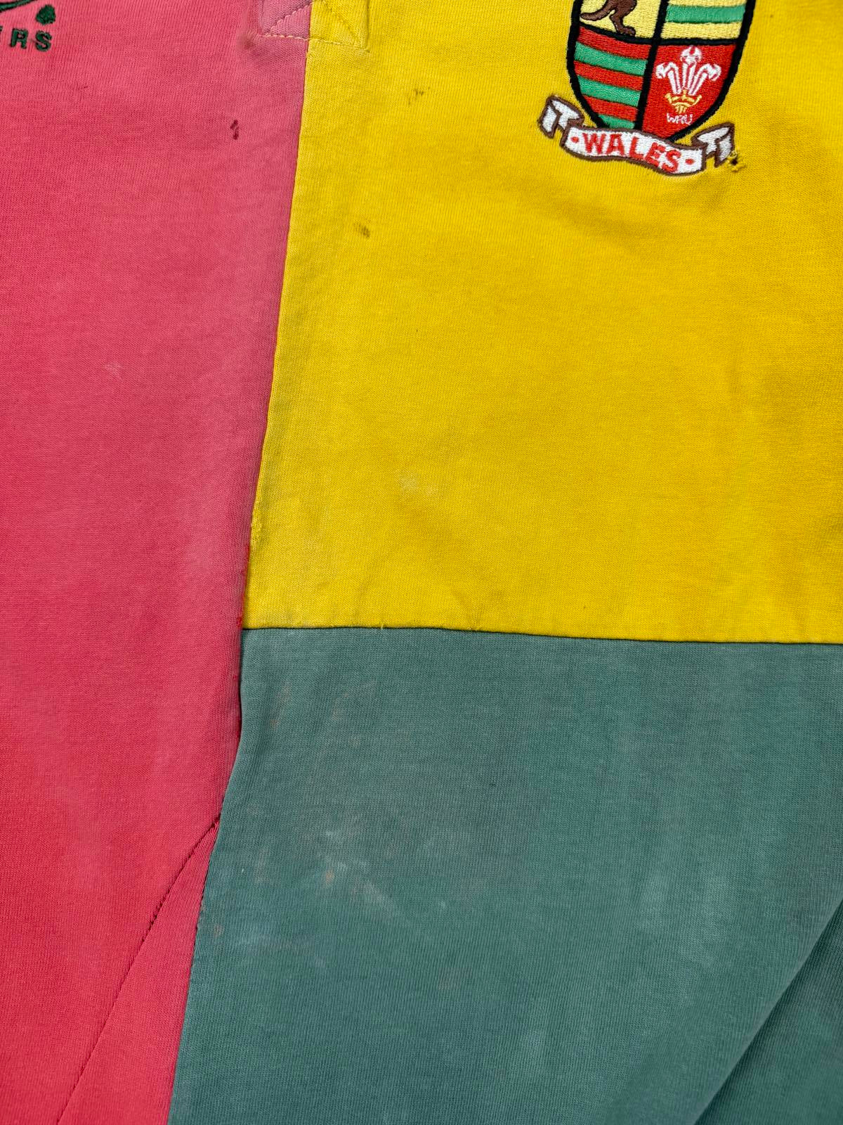 Vintage Wales v Australia 1996 Cotton Traders rugby shirt (XL)