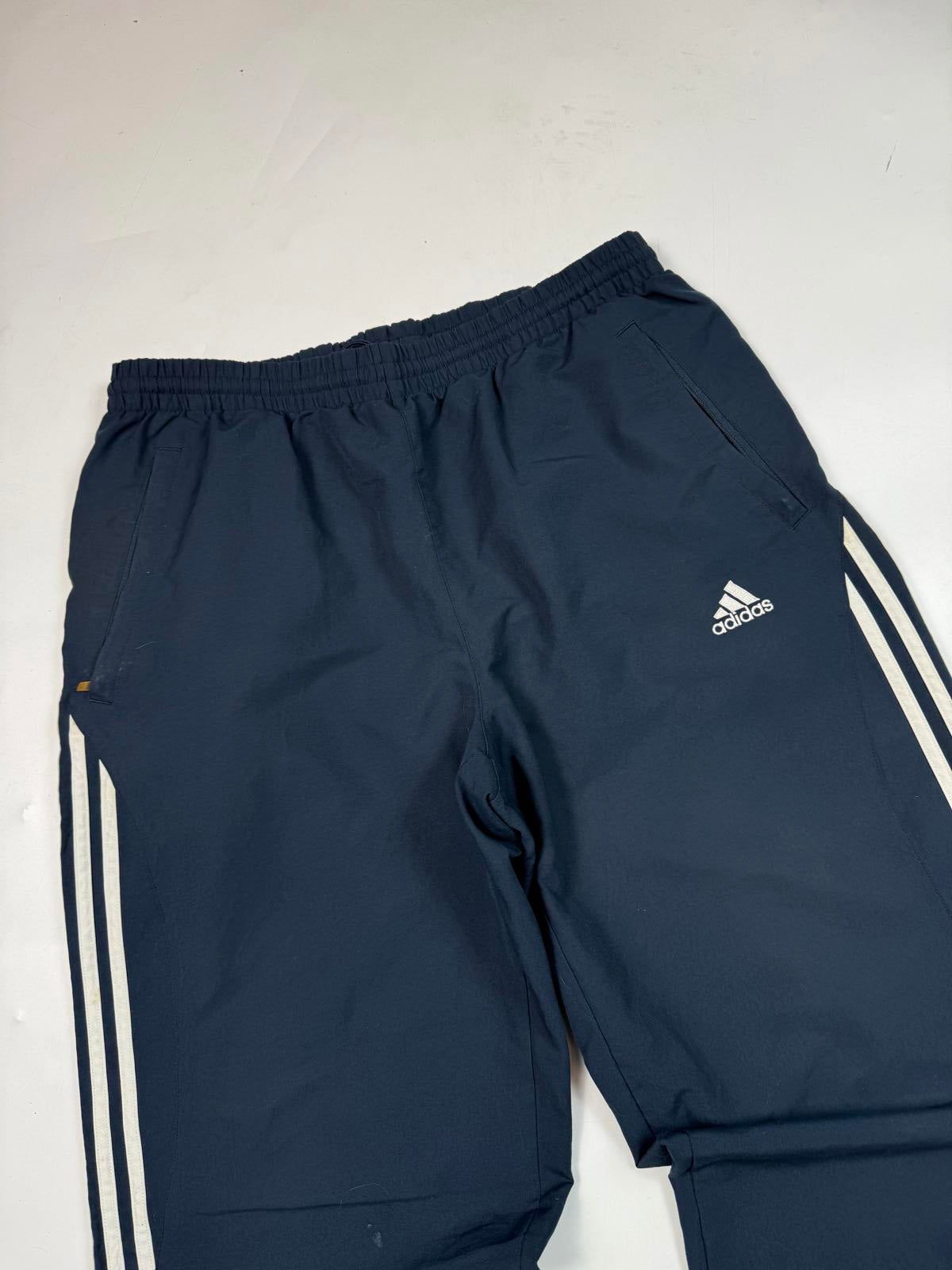 Vintage Adidas baggy track pants (L)