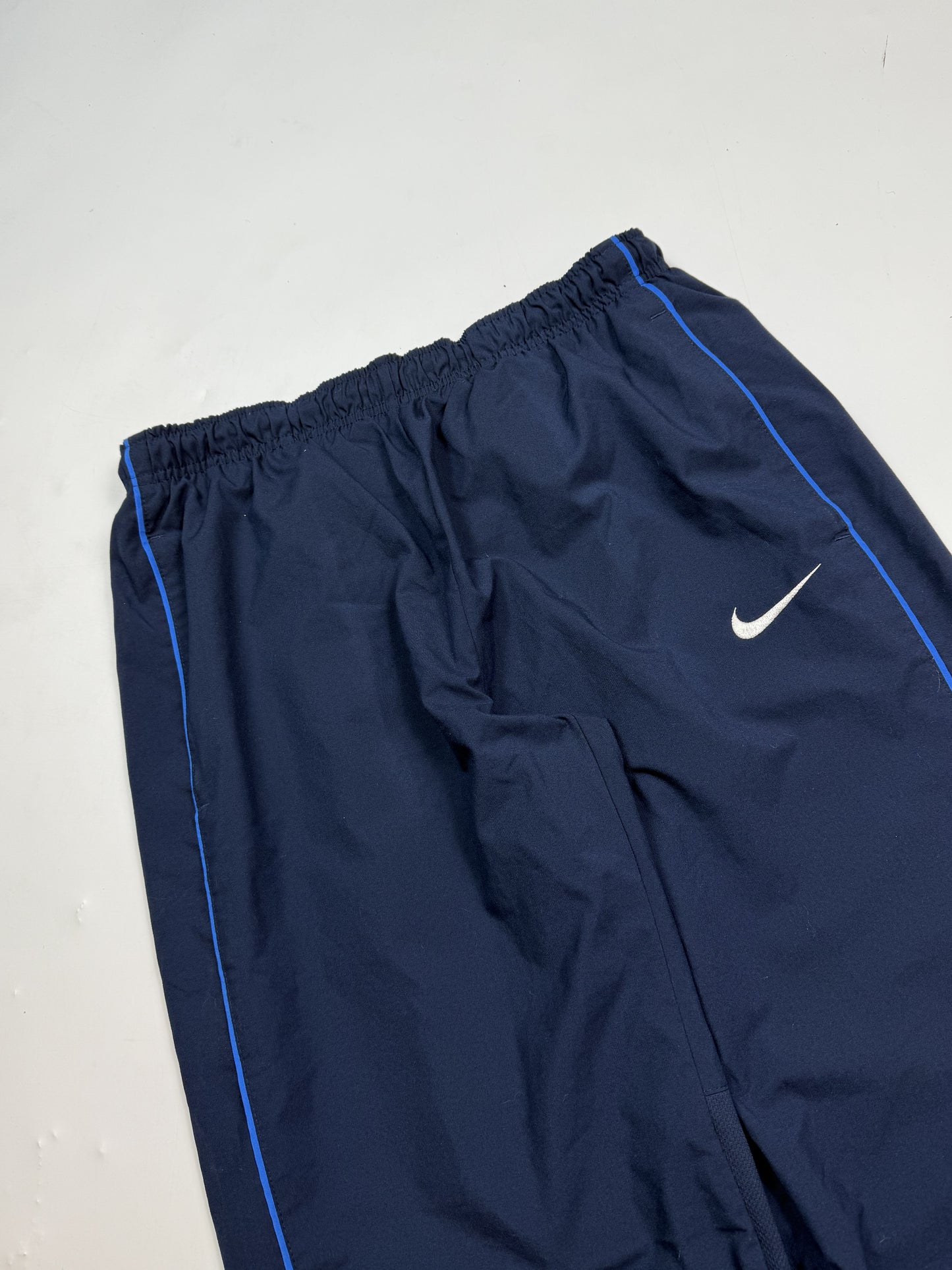 Vintage Nike baggy side stripe track pants (L)